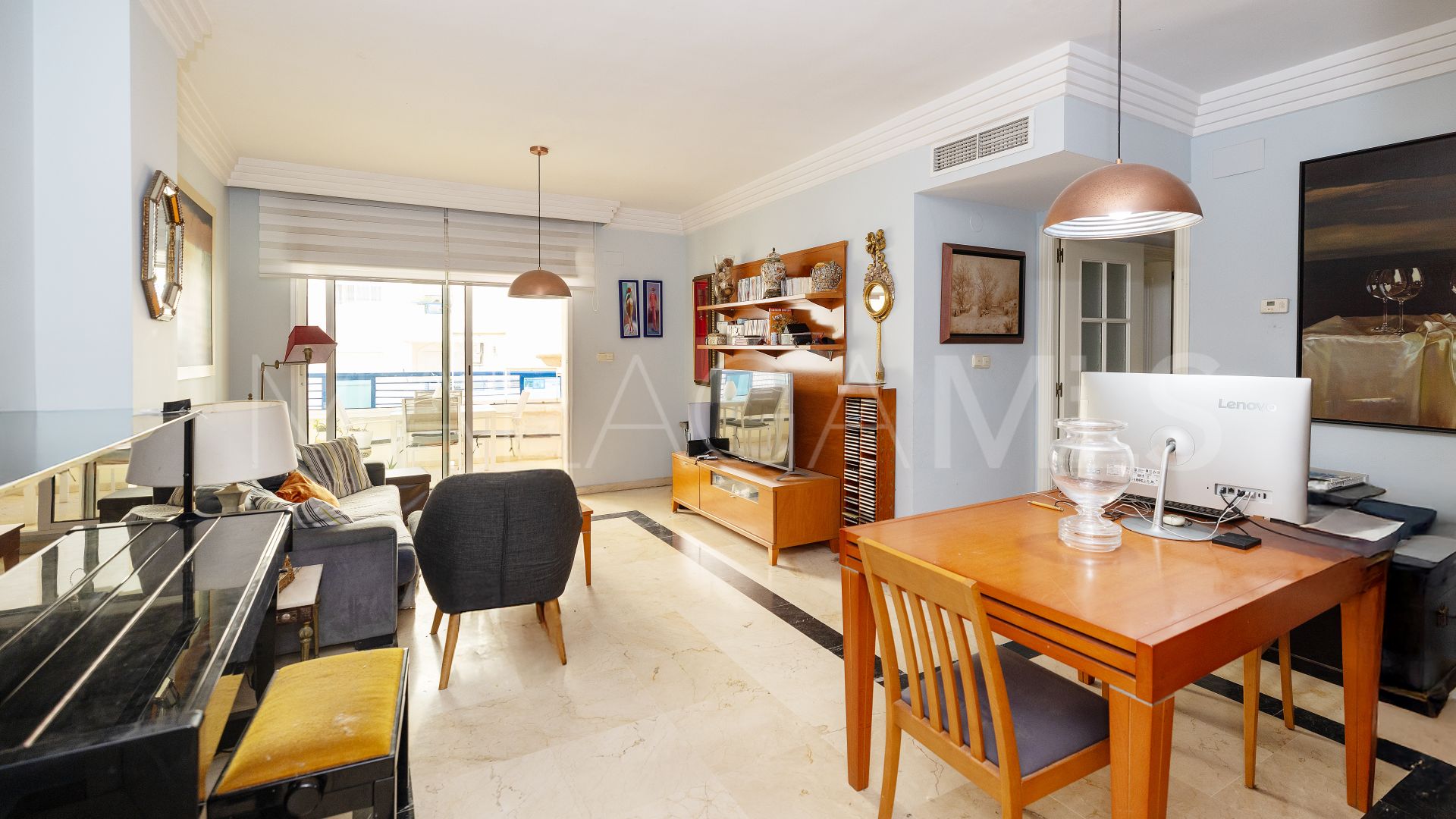 Lägenhet for sale in Marbella City