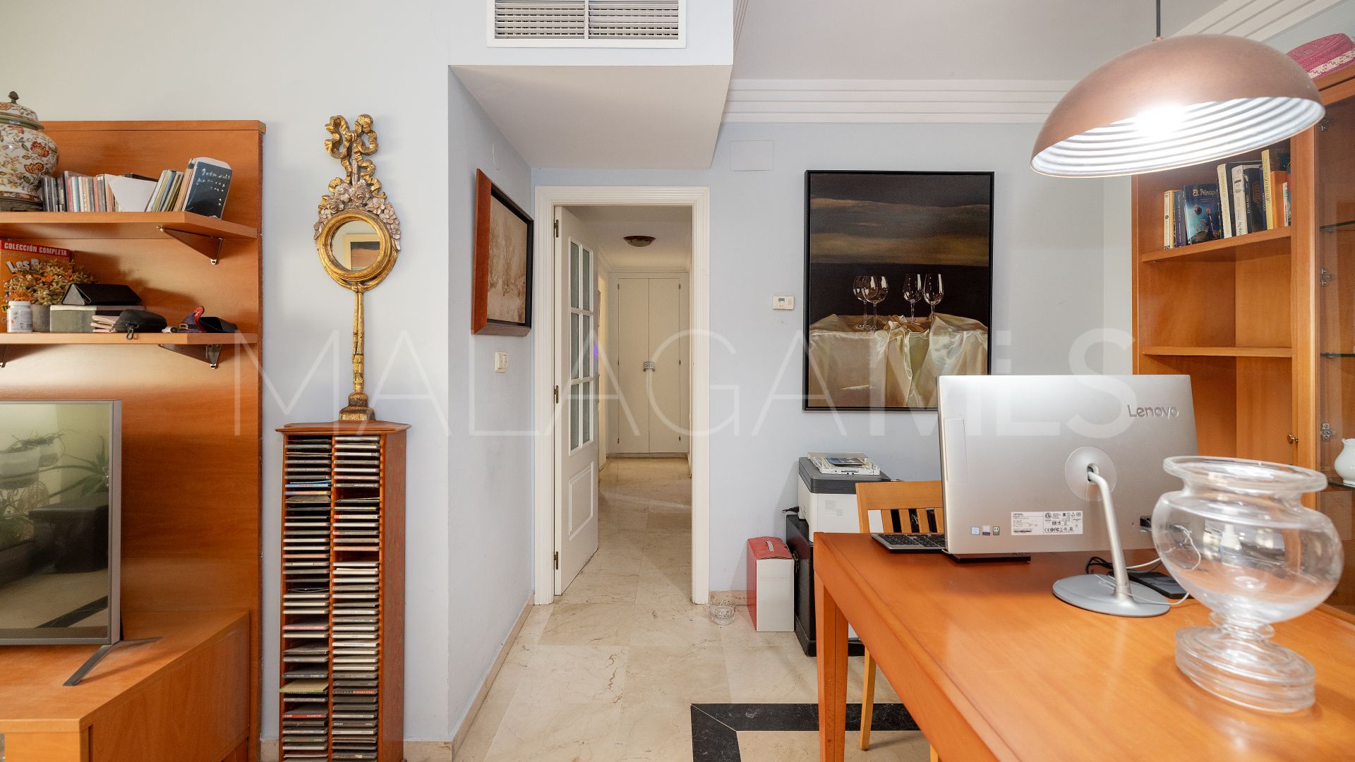 Lägenhet for sale in Marbella City