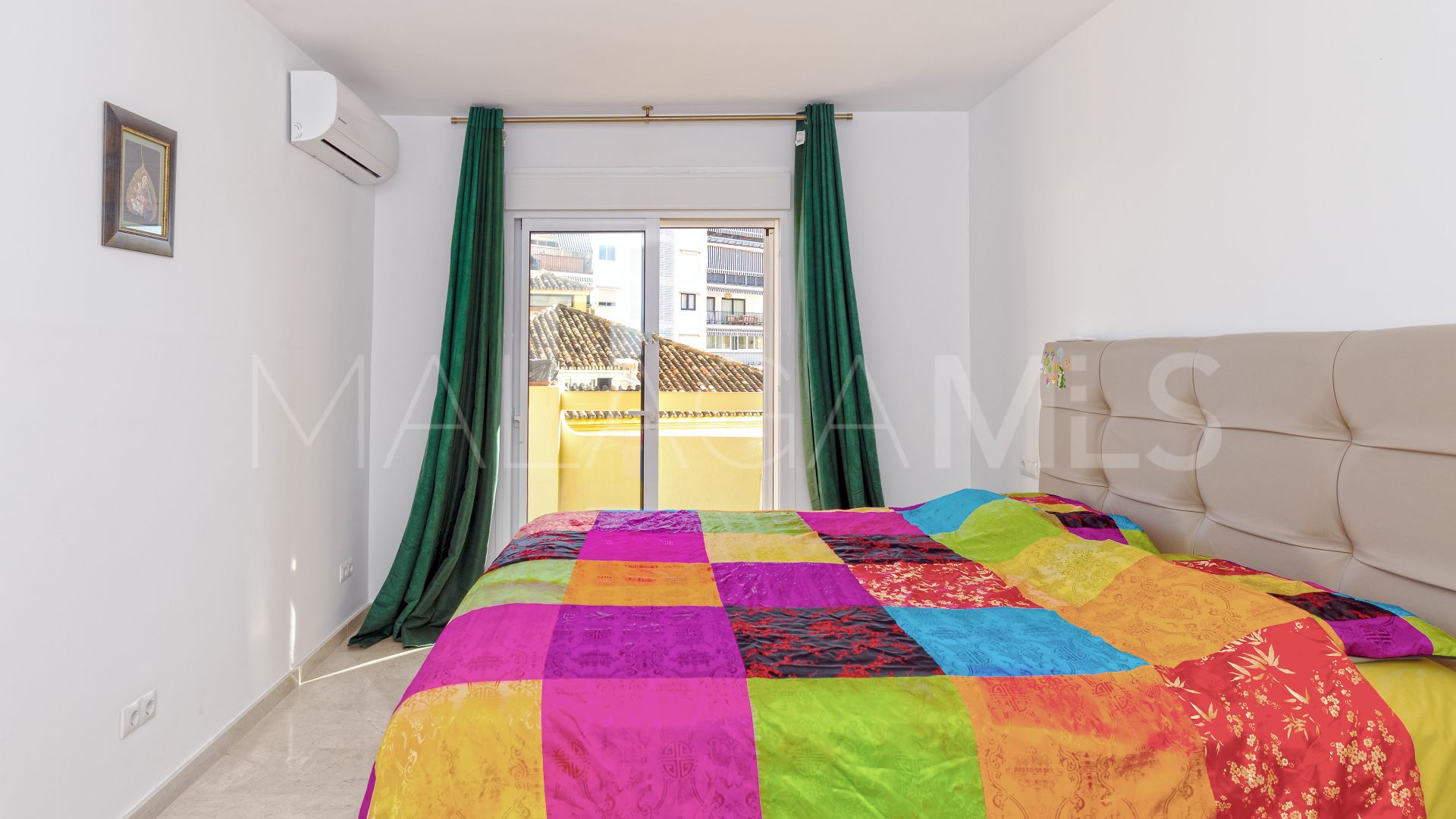 Apartment for sale in Marbella Centro with 3 bedrooms