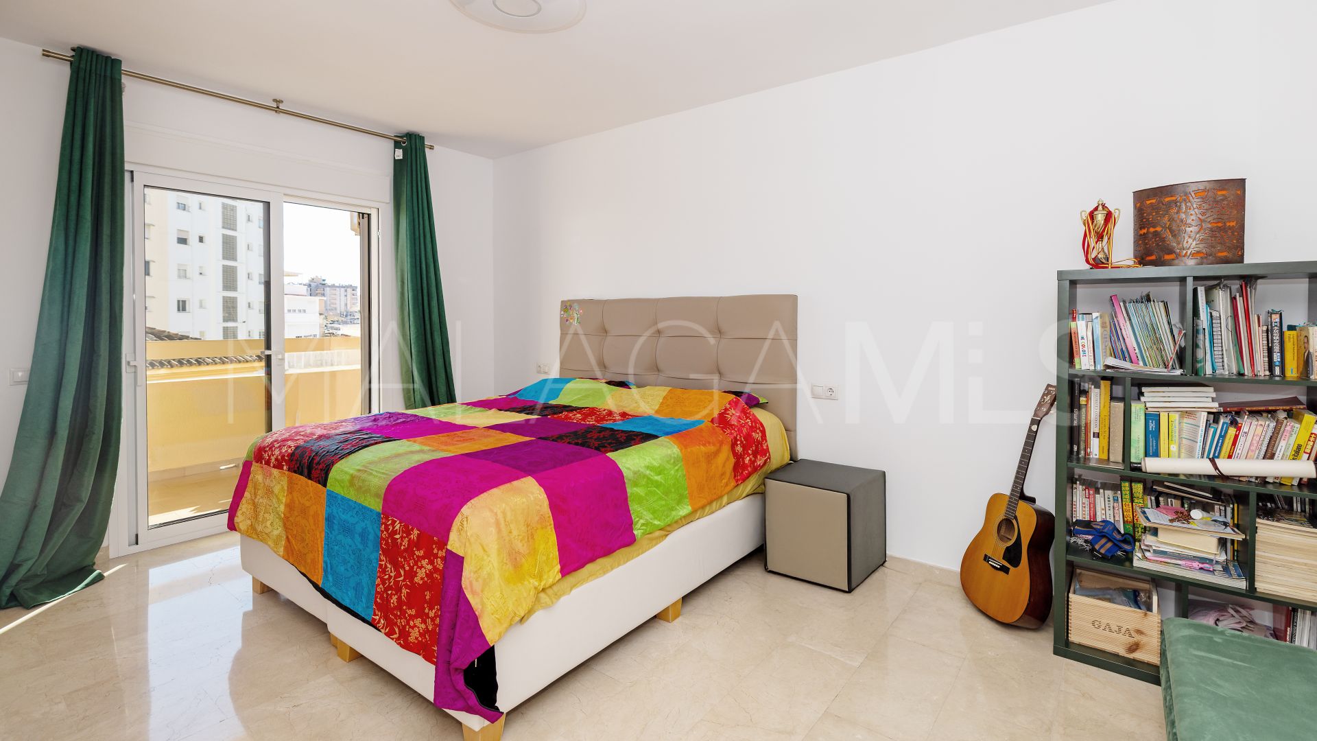 Apartment for sale in Marbella Centro with 3 bedrooms