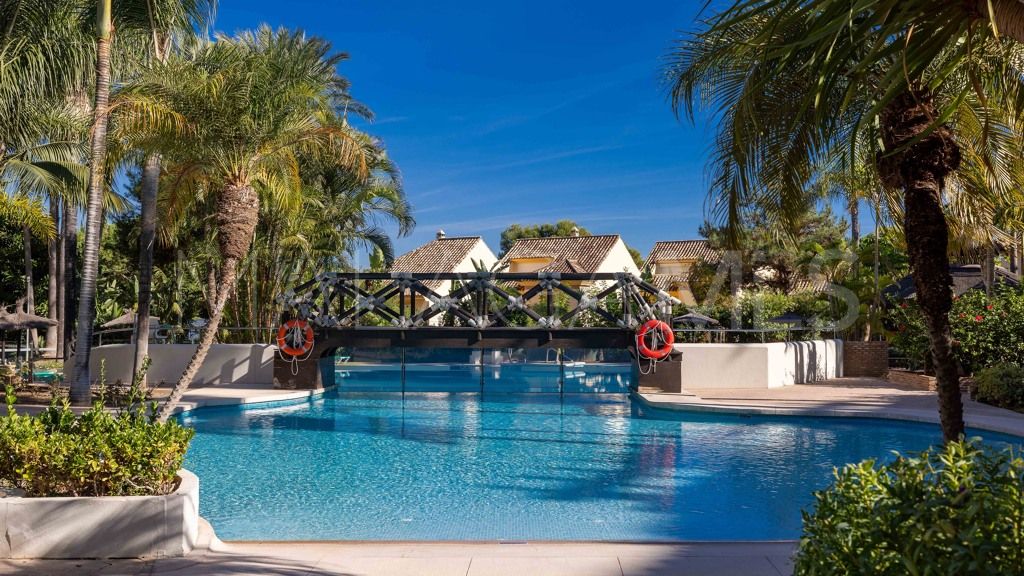 Lägenhet for sale in Rio Real Golf