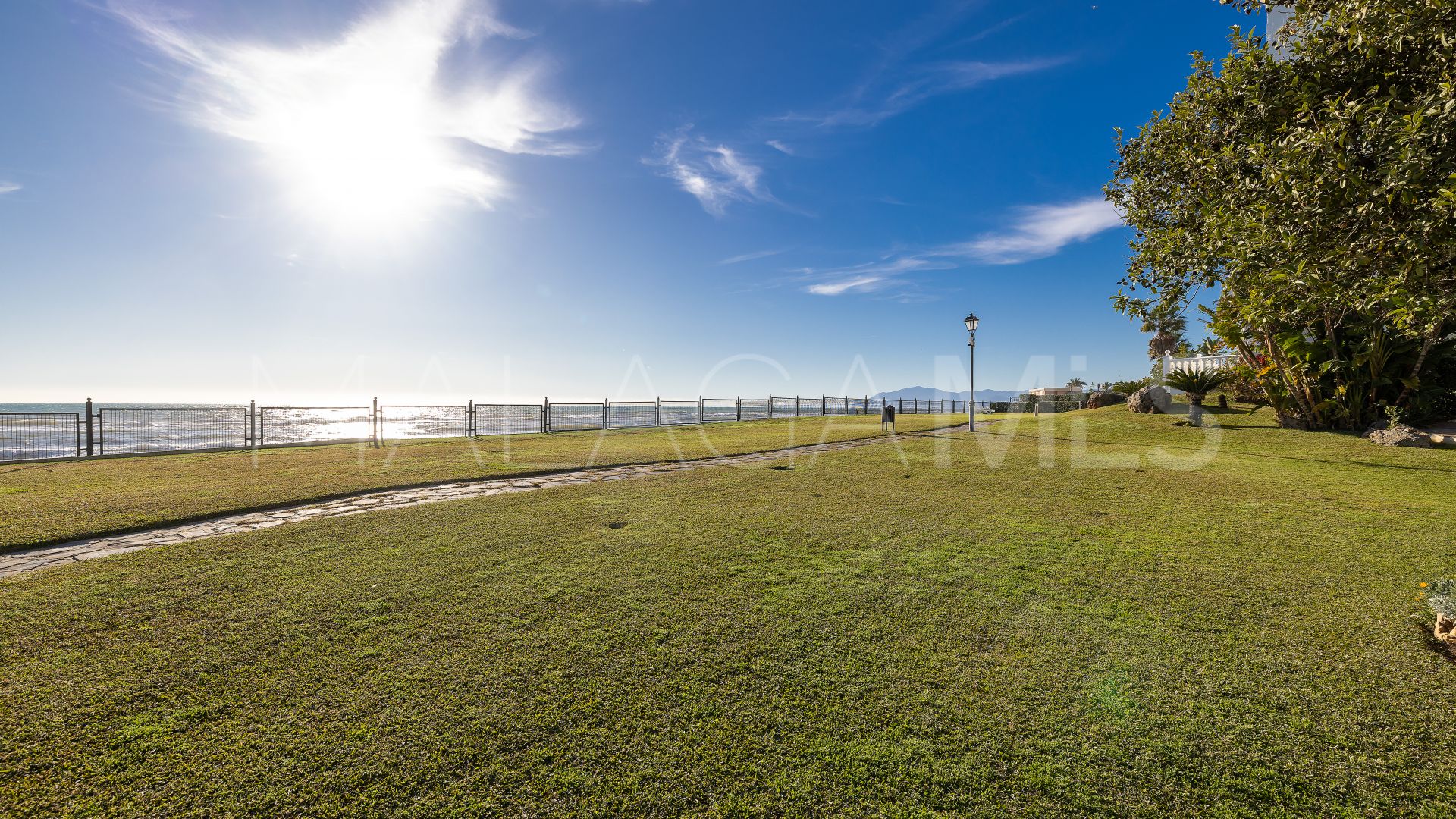 Atico duplex a la venta with 4 bedrooms in Marbesa