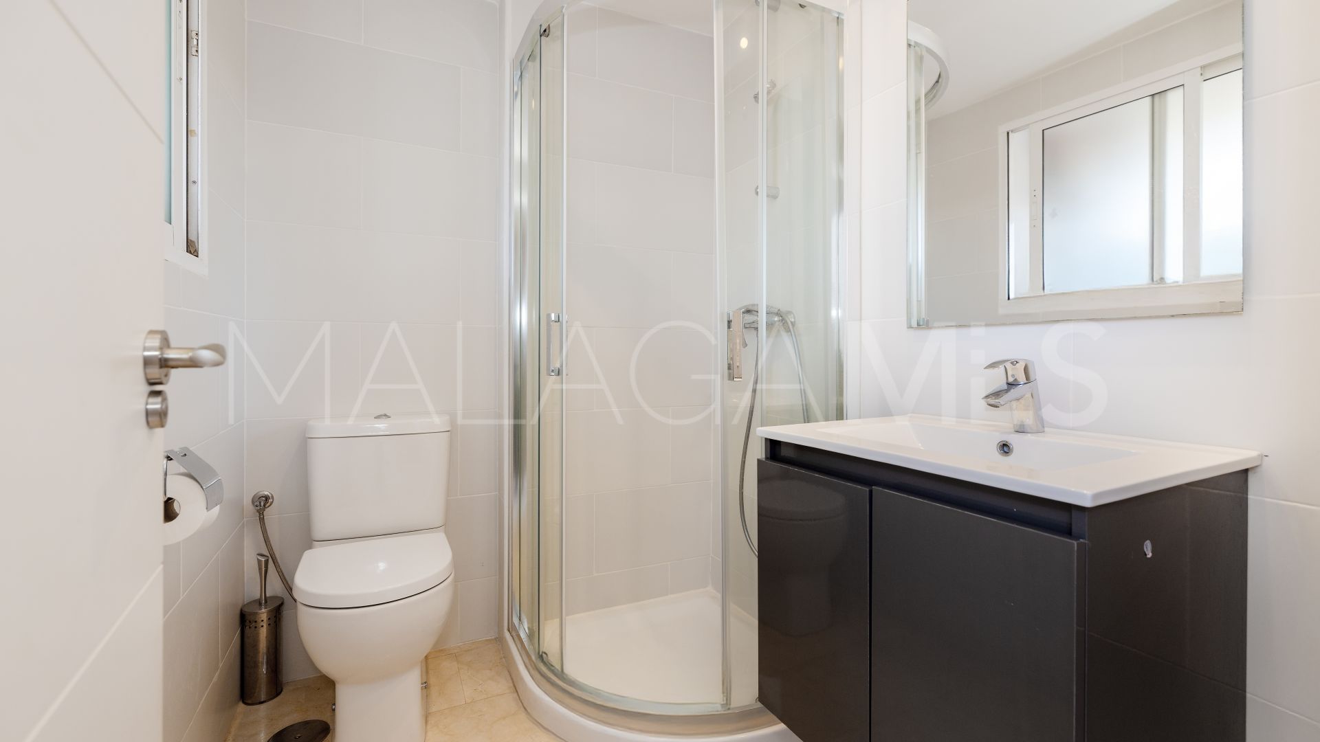 Atico duplex a la venta with 4 bedrooms in Marbesa