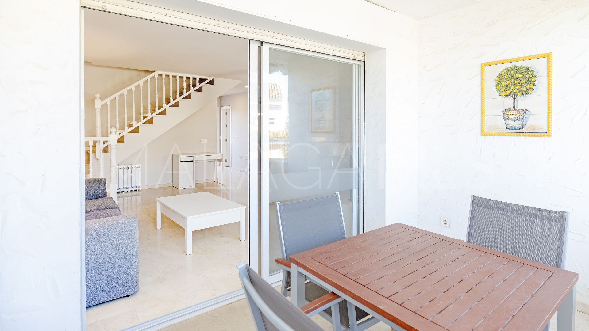 Atico duplex a la venta with 4 bedrooms in Marbesa