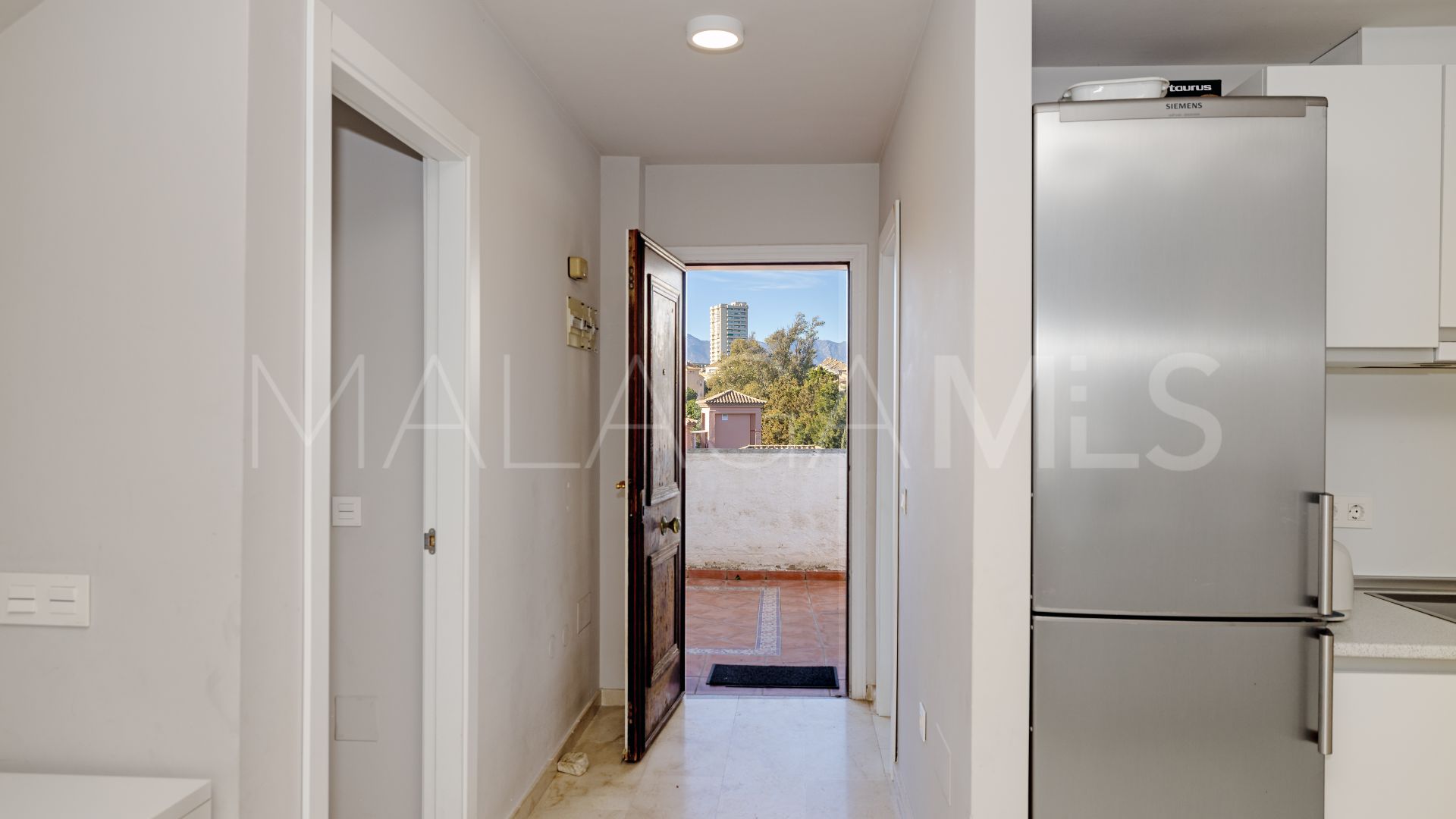 Atico duplex a la venta with 4 bedrooms in Marbesa