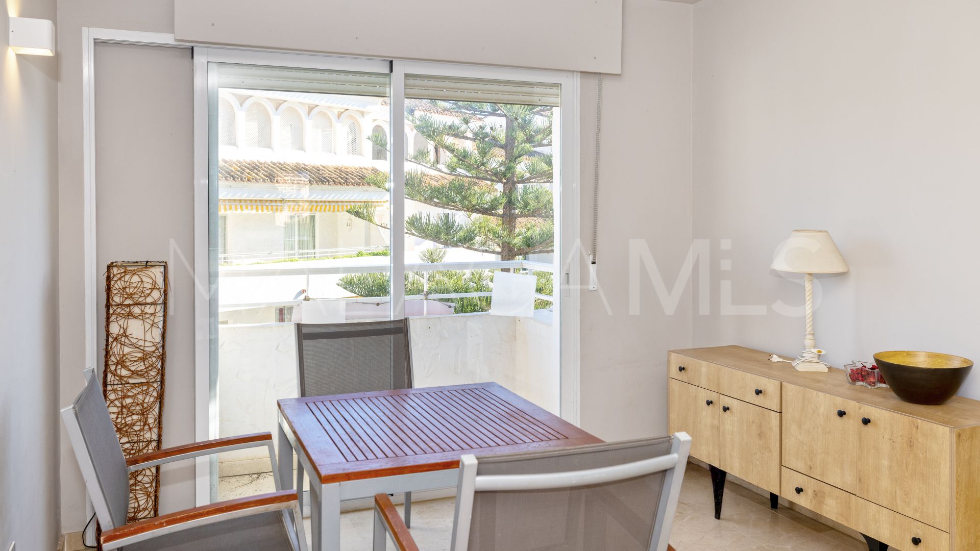 Atico duplex a la venta with 4 bedrooms in Marbesa