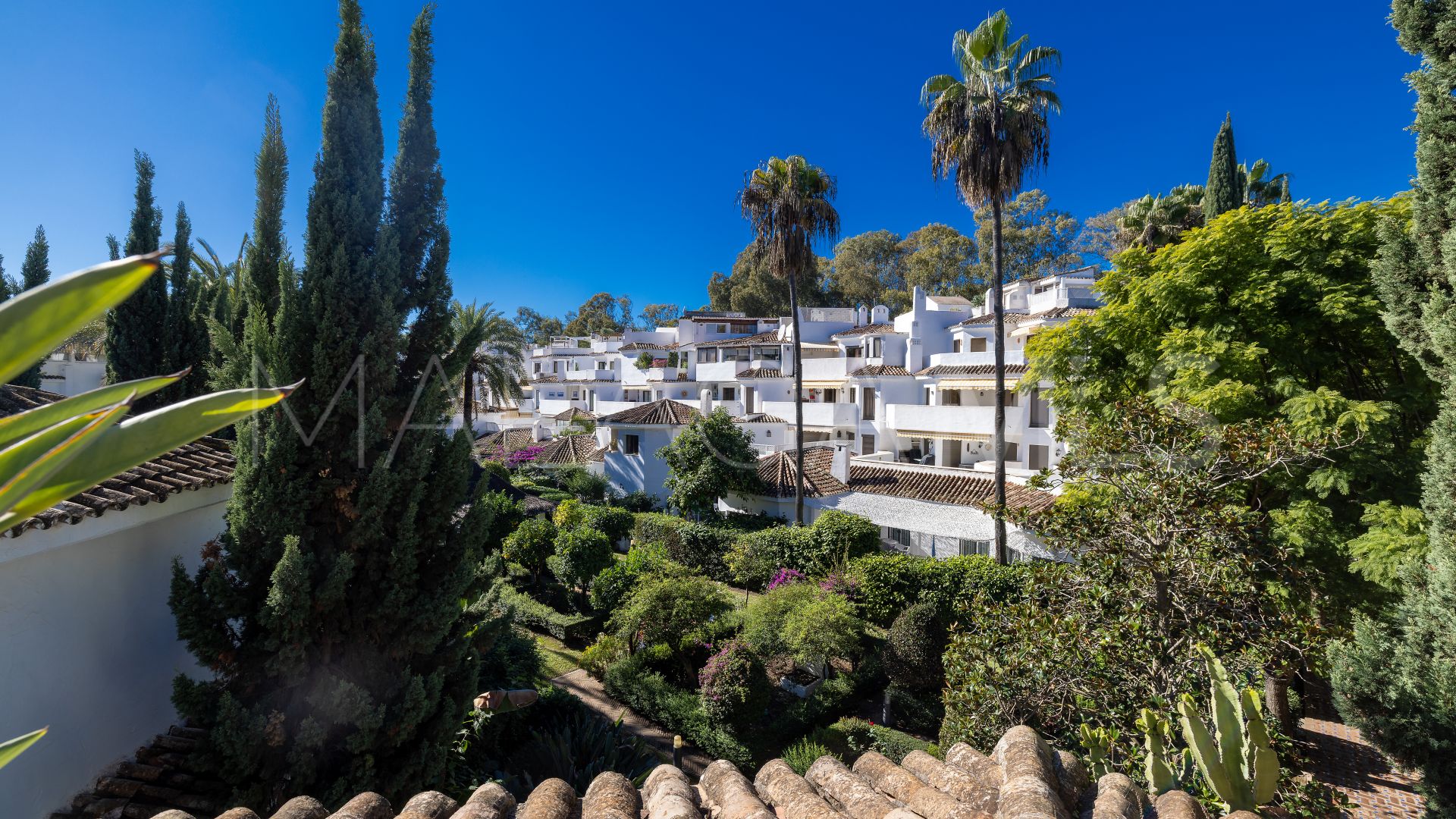 For sale apartment in Golden Beach