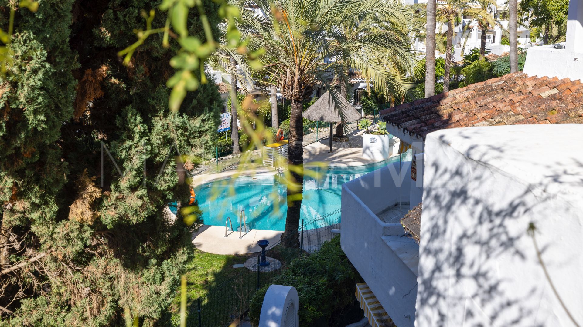 For sale apartment in Golden Beach