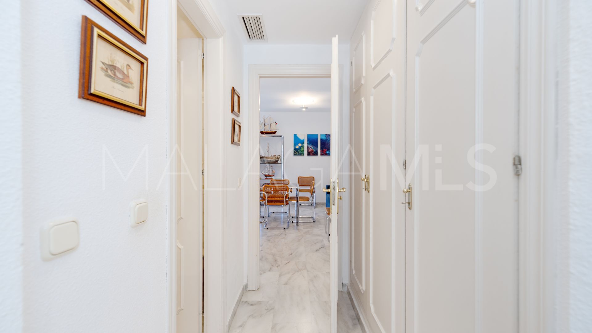 For sale apartment in Golden Beach