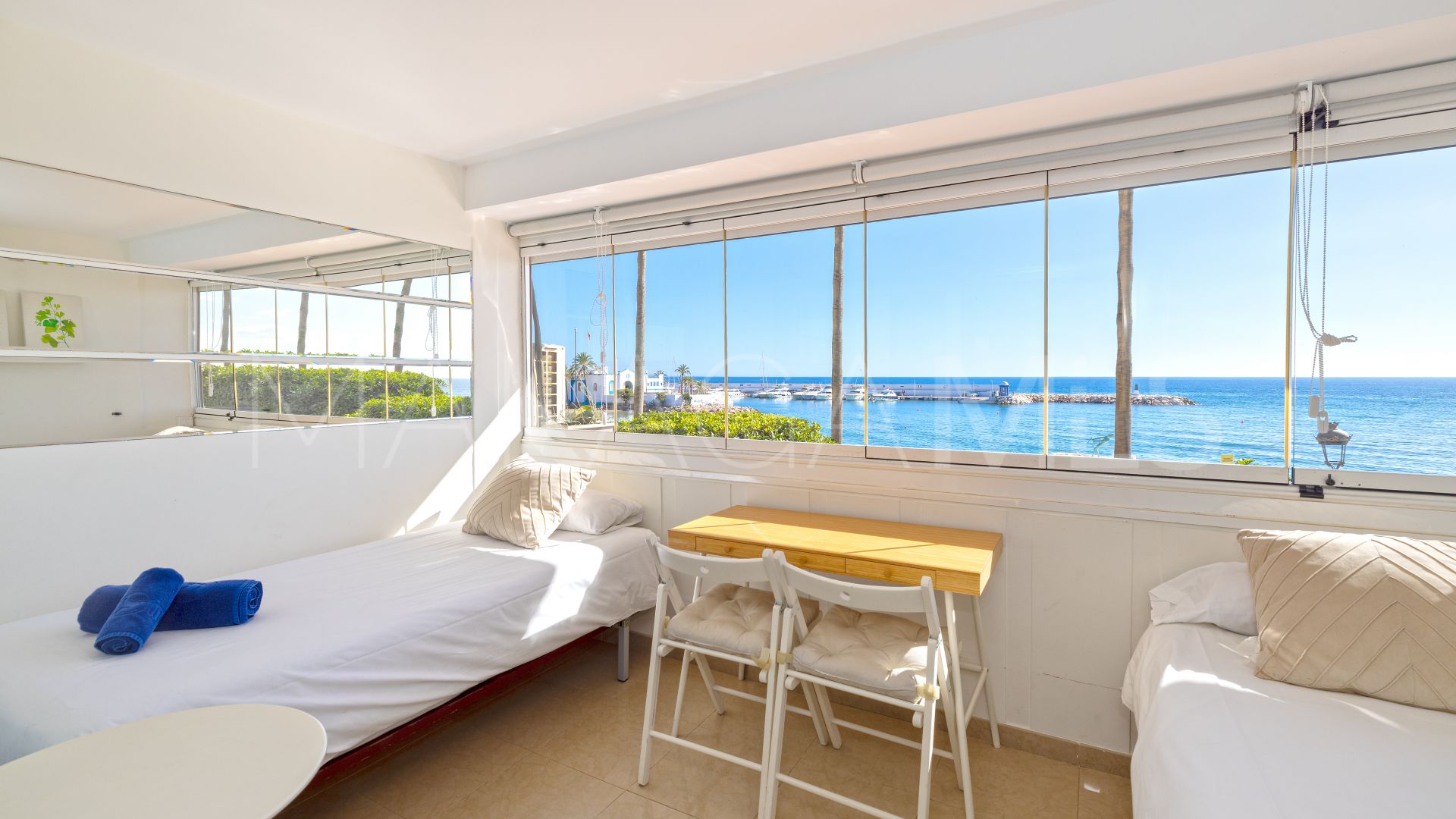 For sale Playa de la Fontanilla apartment with 1 bedroom