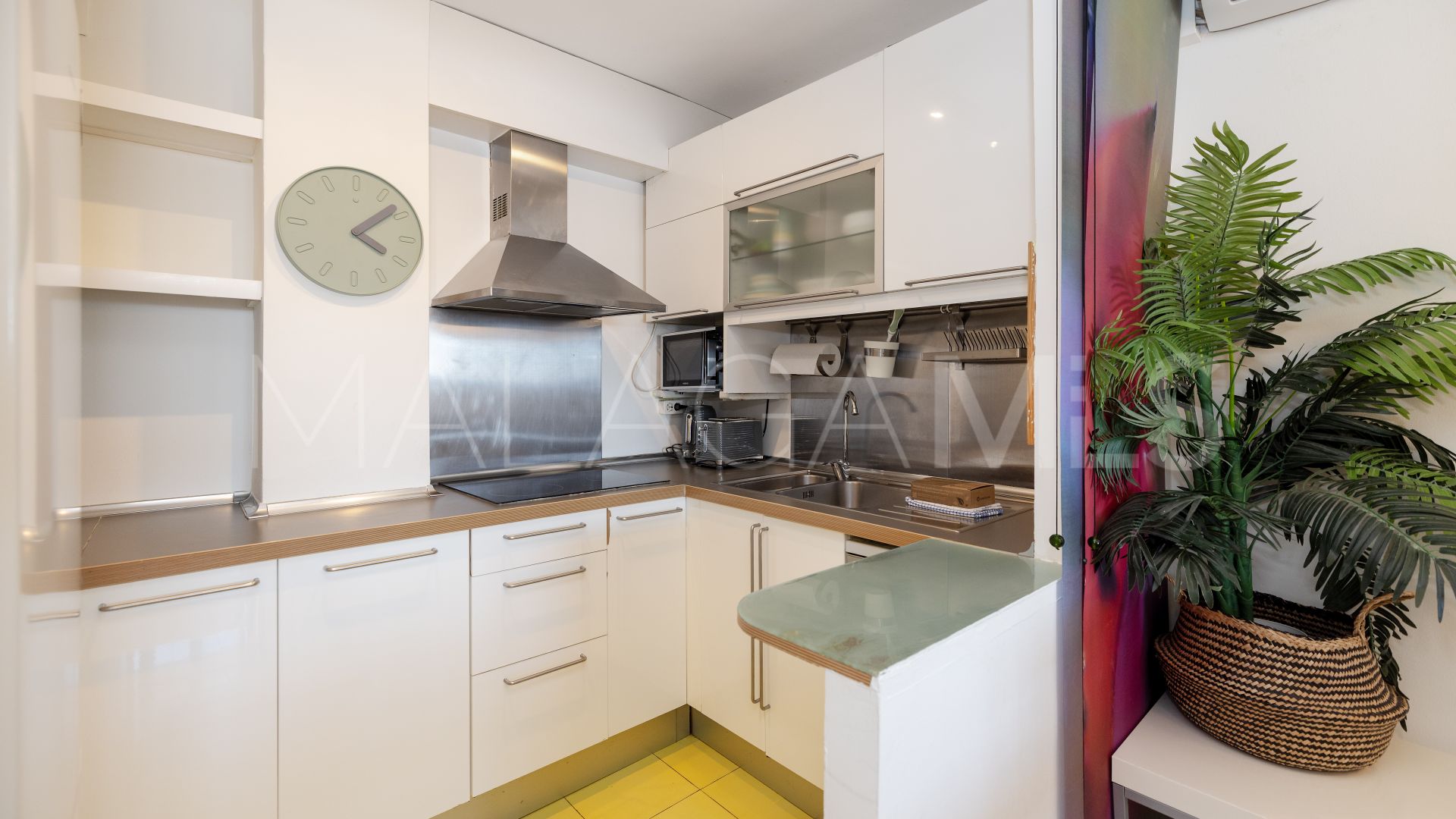For sale Playa de la Fontanilla apartment with 1 bedroom