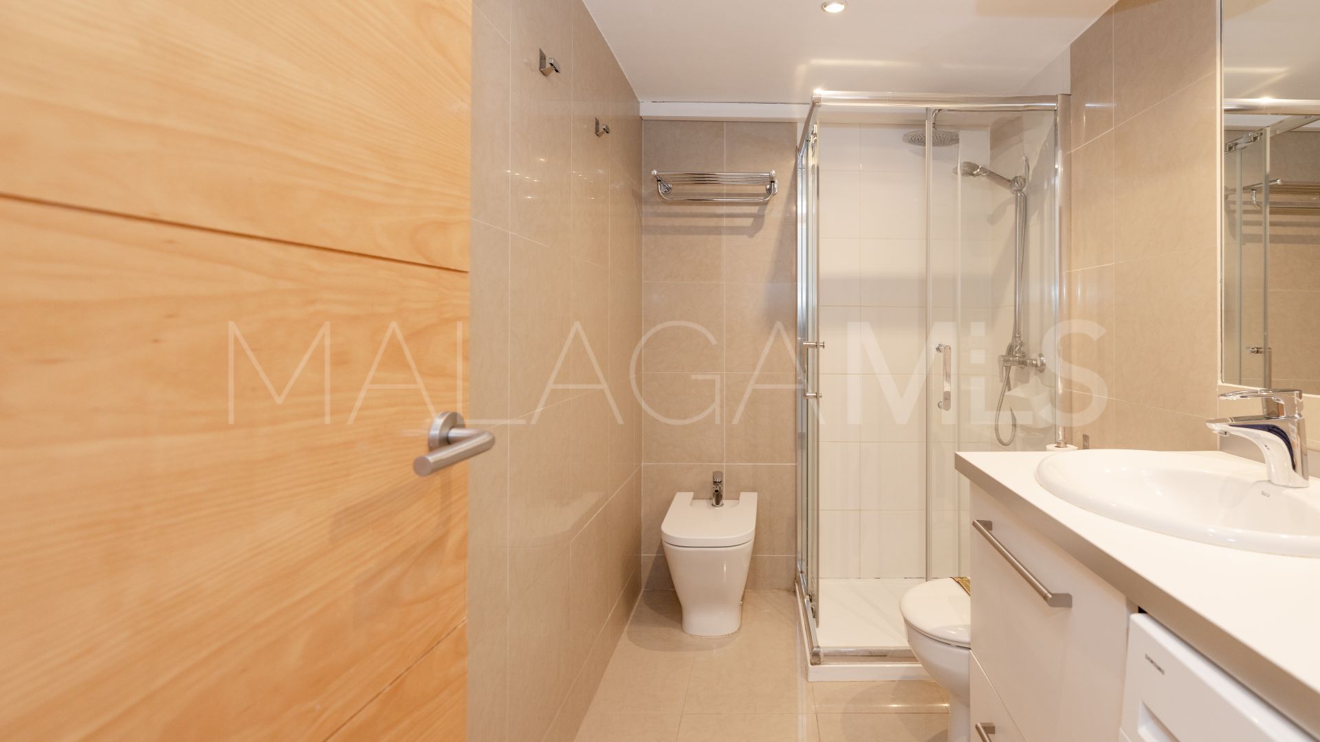 For sale Playa de la Fontanilla apartment with 1 bedroom