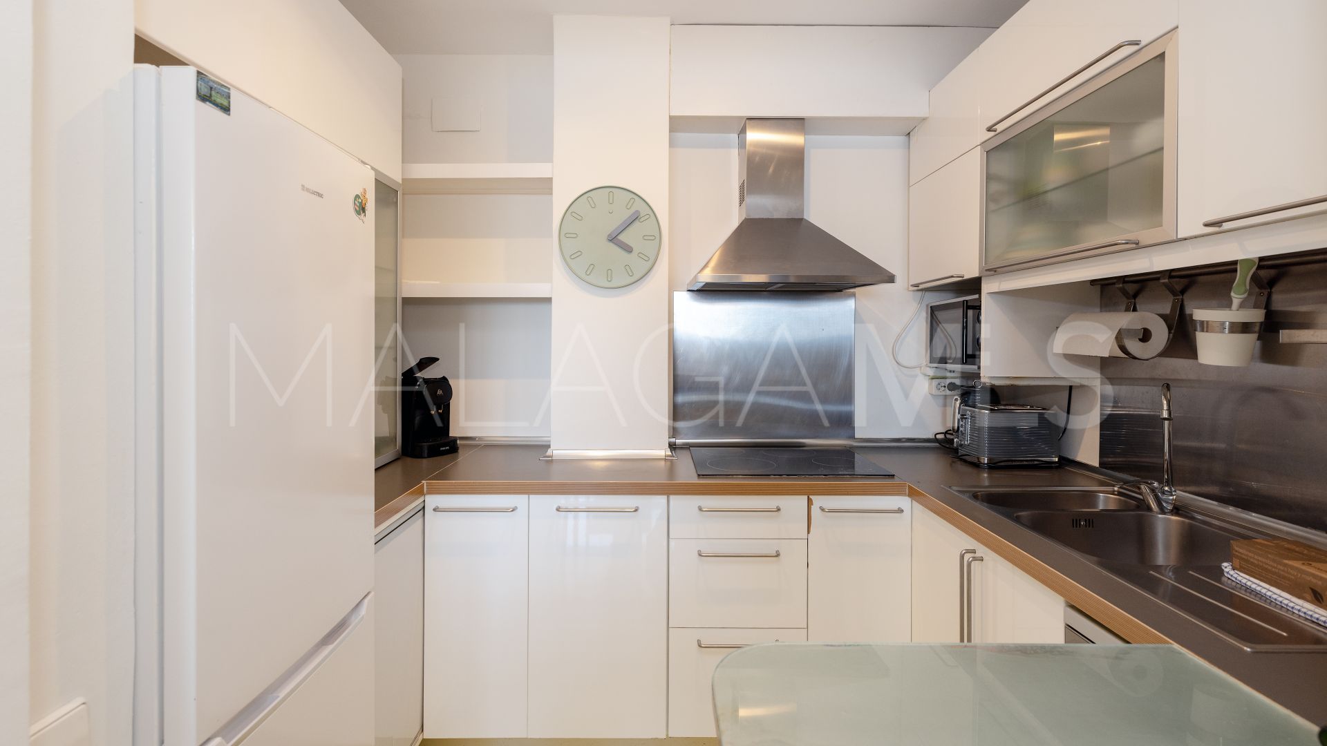 For sale Playa de la Fontanilla apartment with 1 bedroom