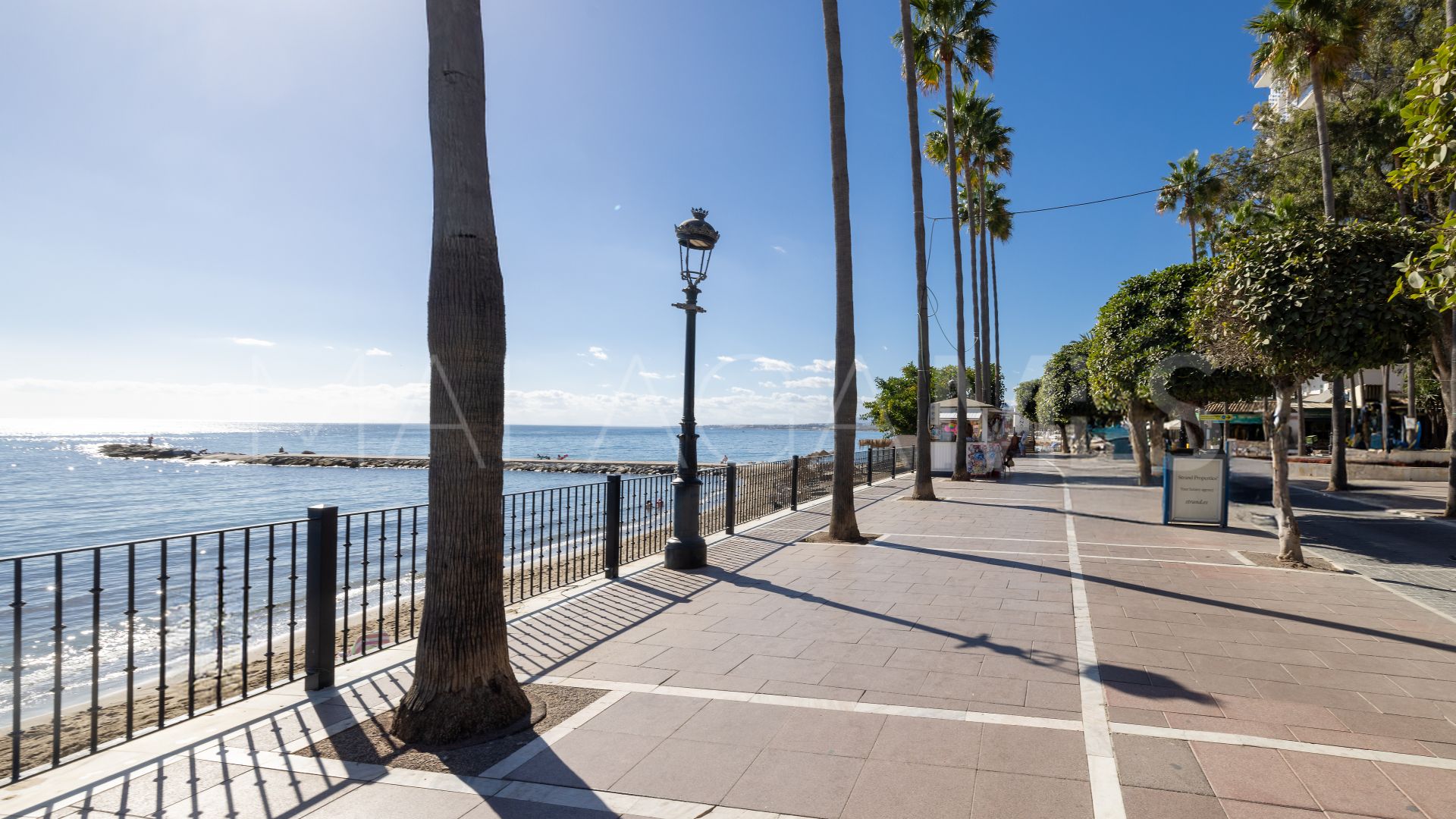 For sale Playa de la Fontanilla apartment with 1 bedroom