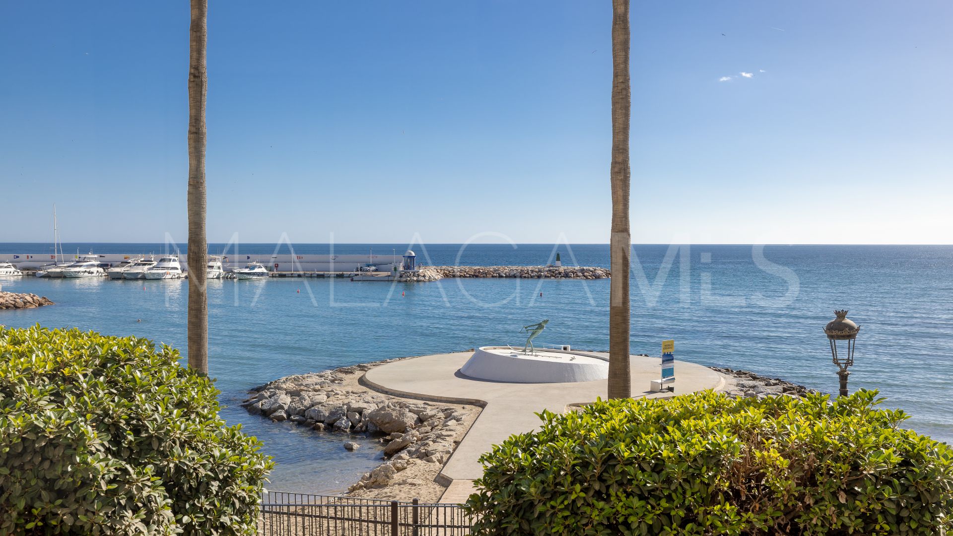 For sale Playa de la Fontanilla apartment with 1 bedroom