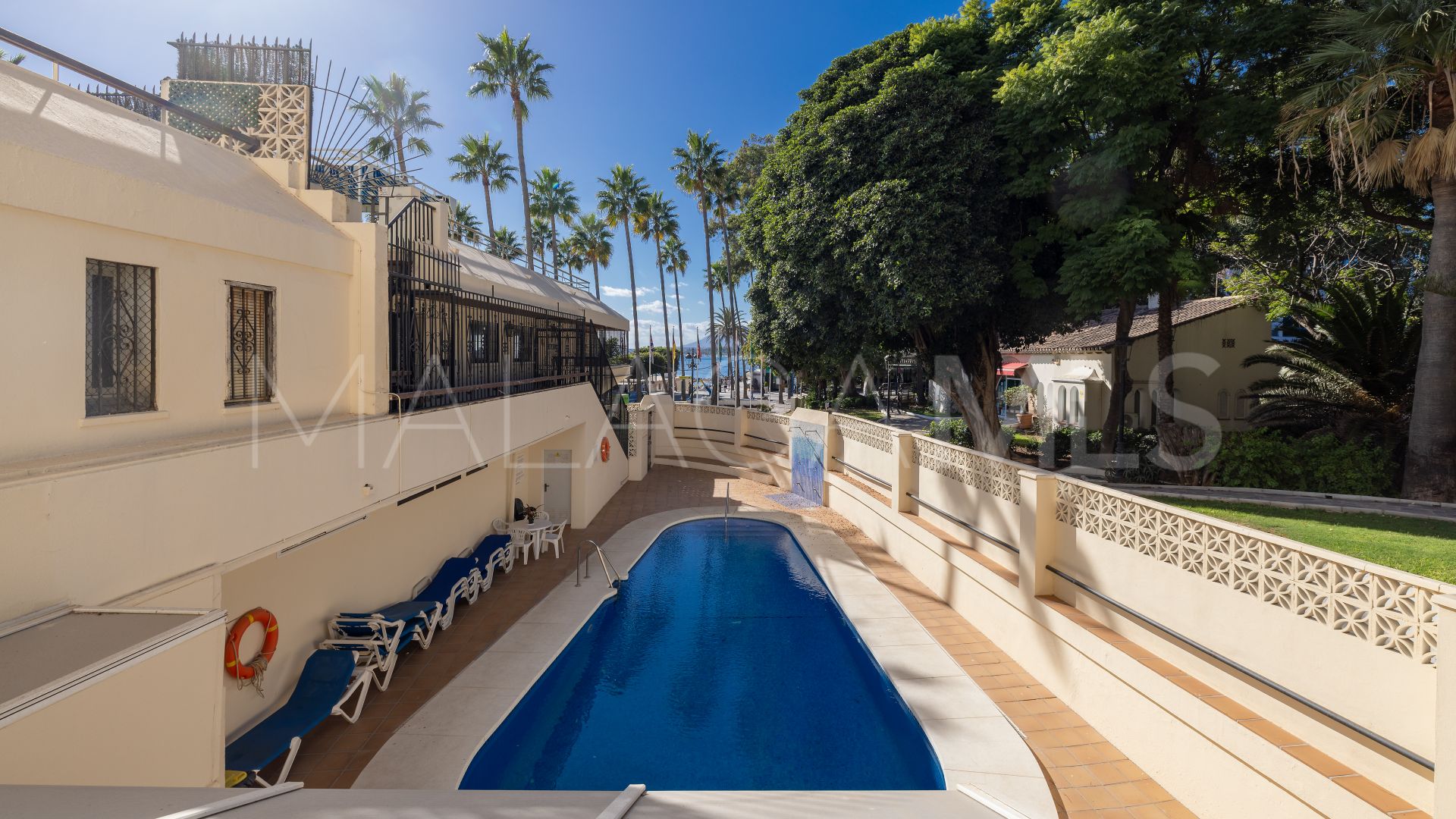 For sale Playa de la Fontanilla apartment with 1 bedroom