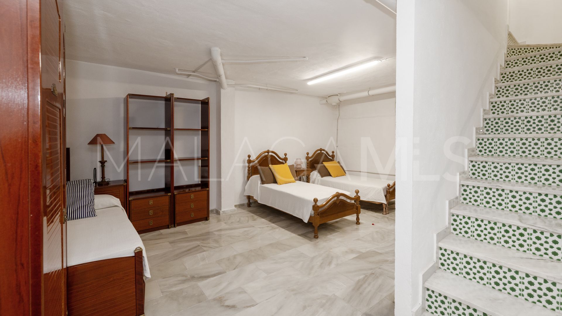 For sale El Capricho town house