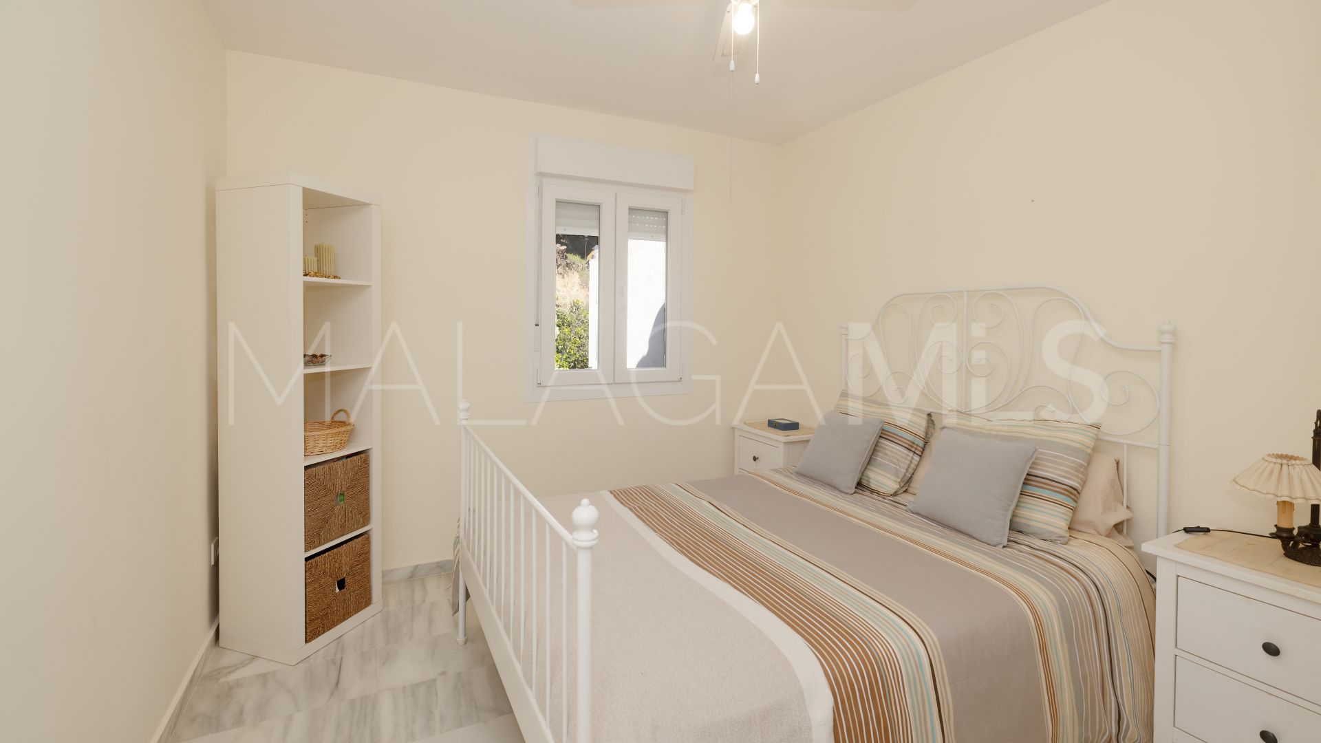 For sale El Capricho town house