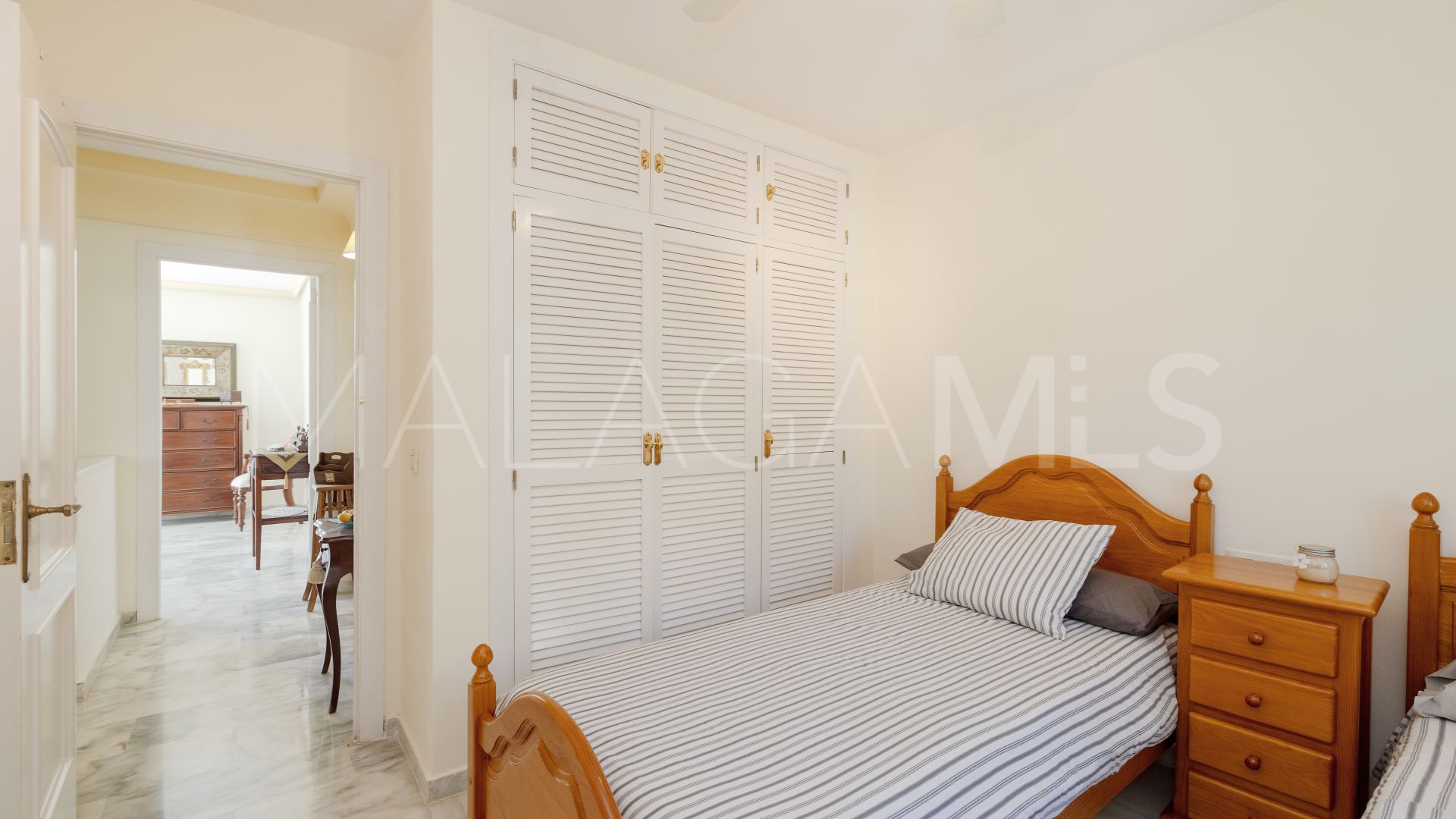 For sale El Capricho town house