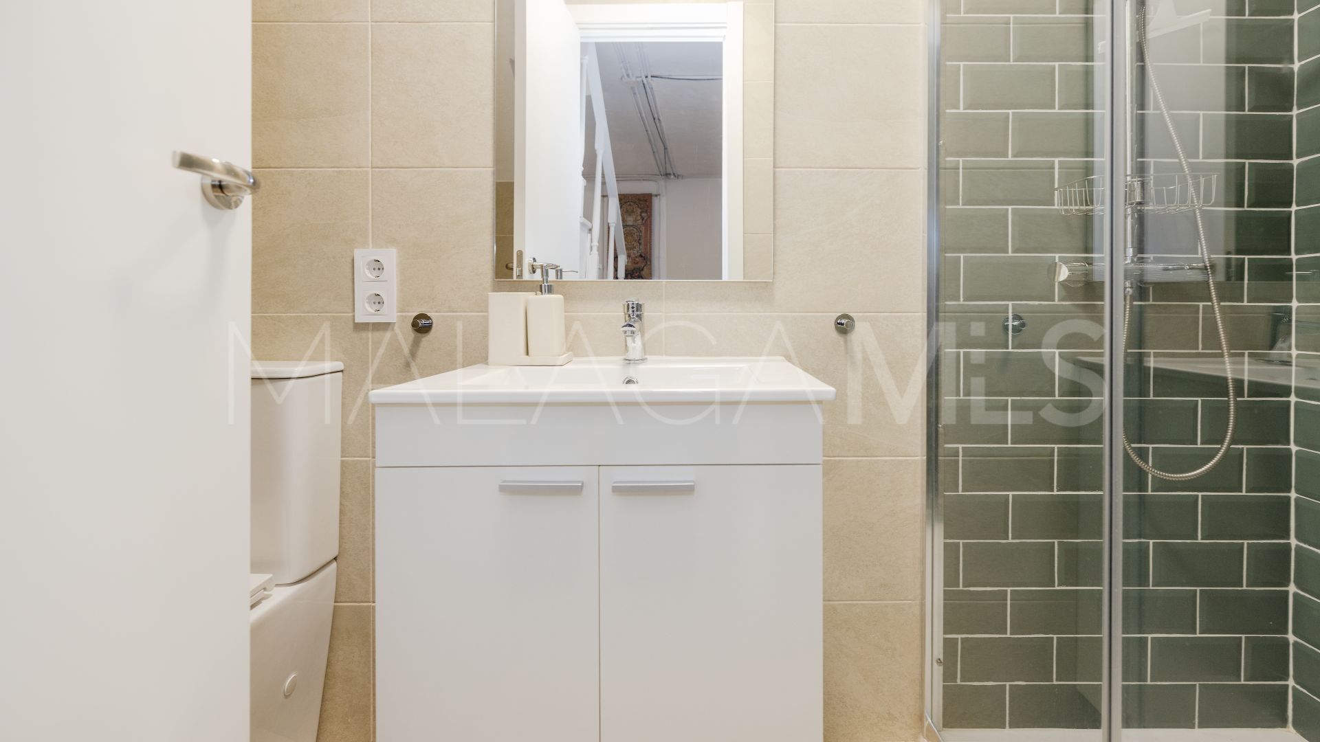 For sale El Capricho town house