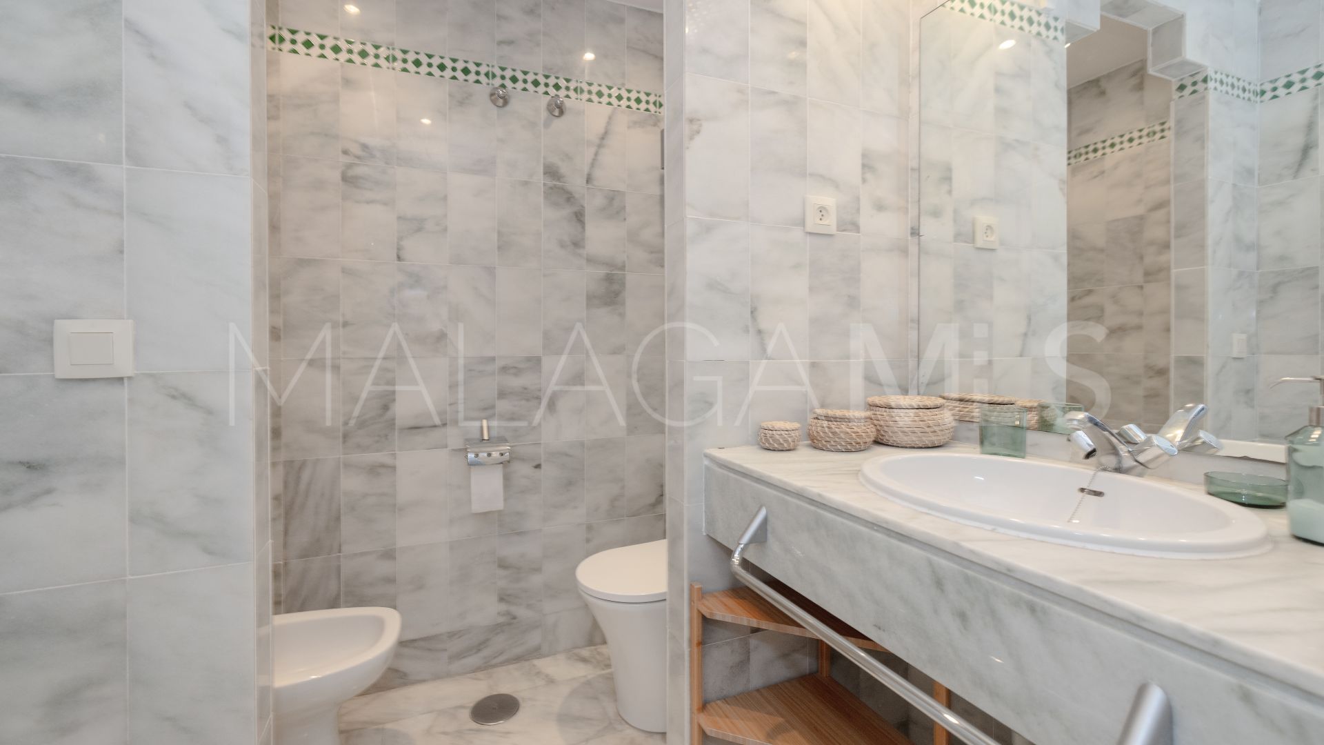 For sale El Capricho town house