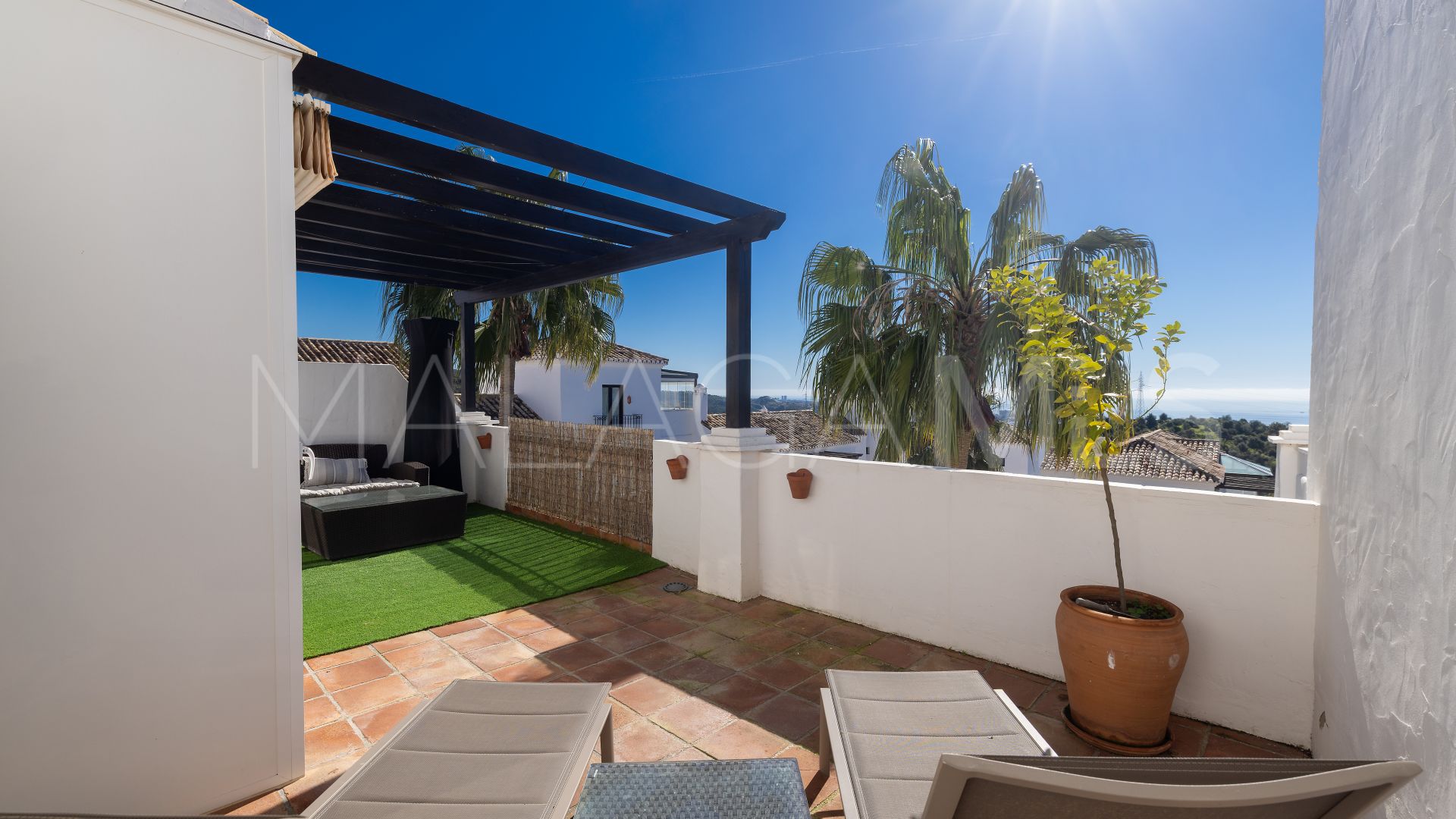 Tvåvånings takvåning for sale in Los Altos de los Monteros