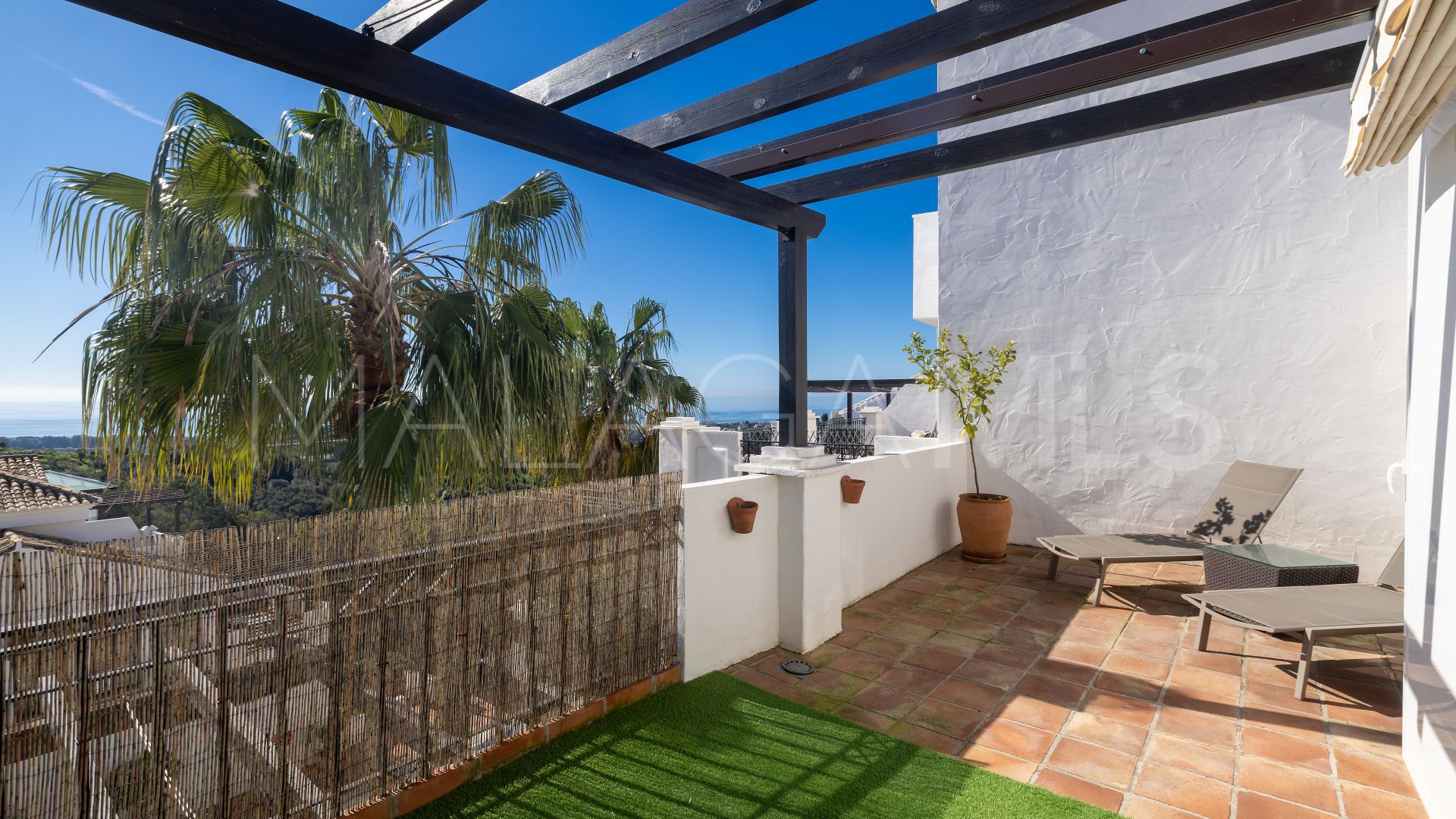 Tvåvånings takvåning for sale in Los Altos de los Monteros