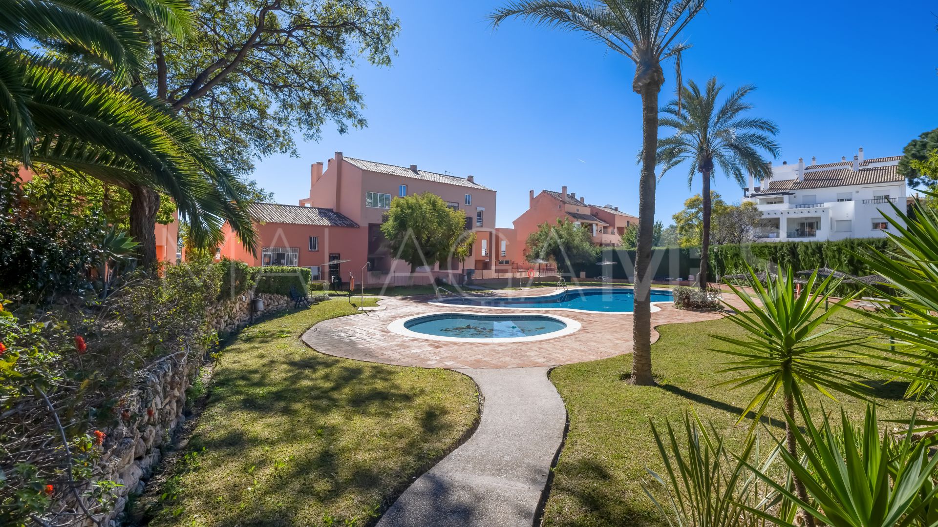 Xarblanca 4 bedrooms ground floor duplex for sale