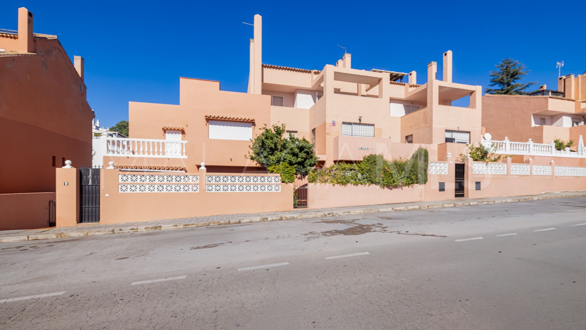 Xarblanca 4 bedrooms ground floor duplex for sale