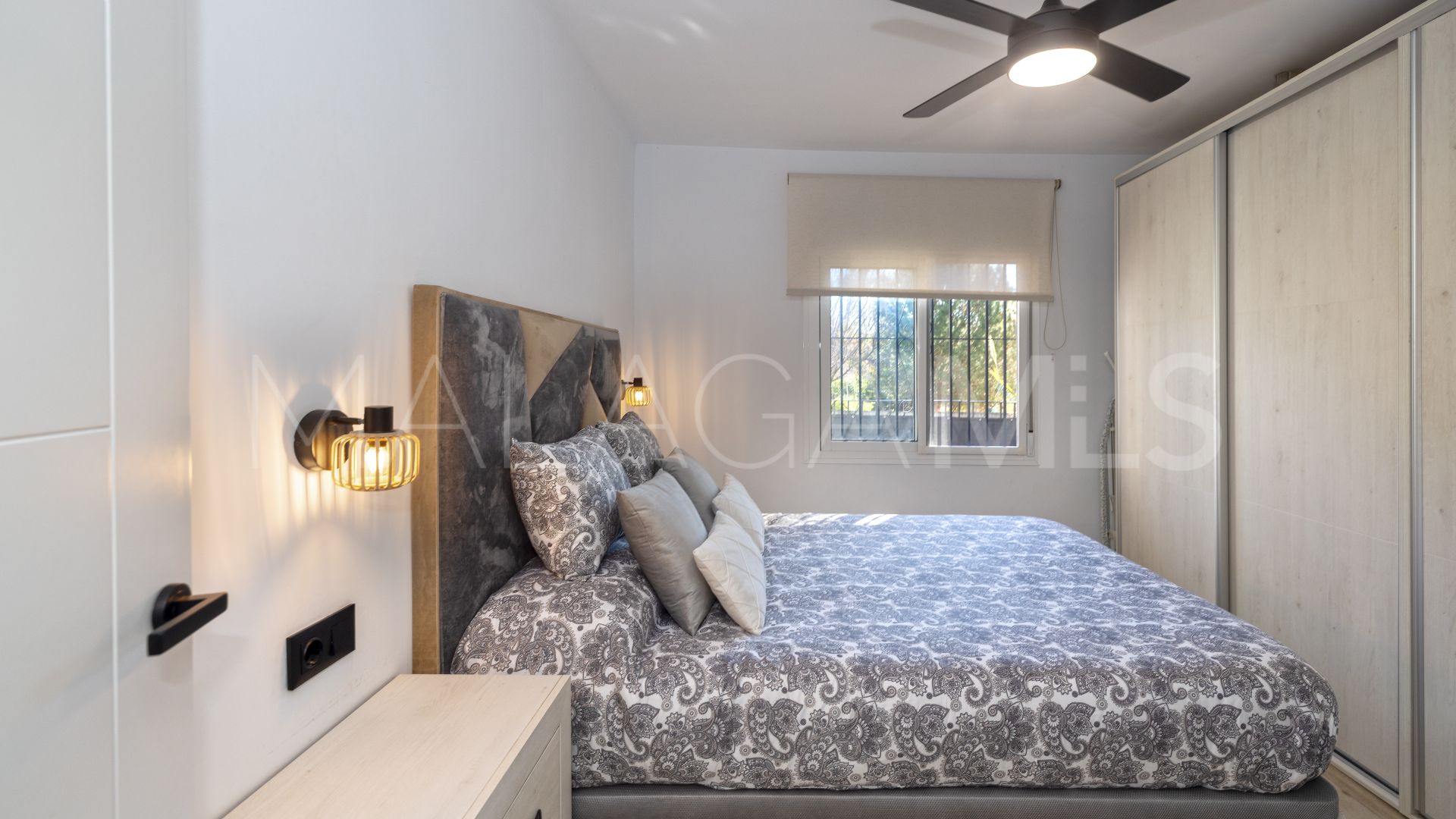 Doppelhaushälfte for sale in Elviria