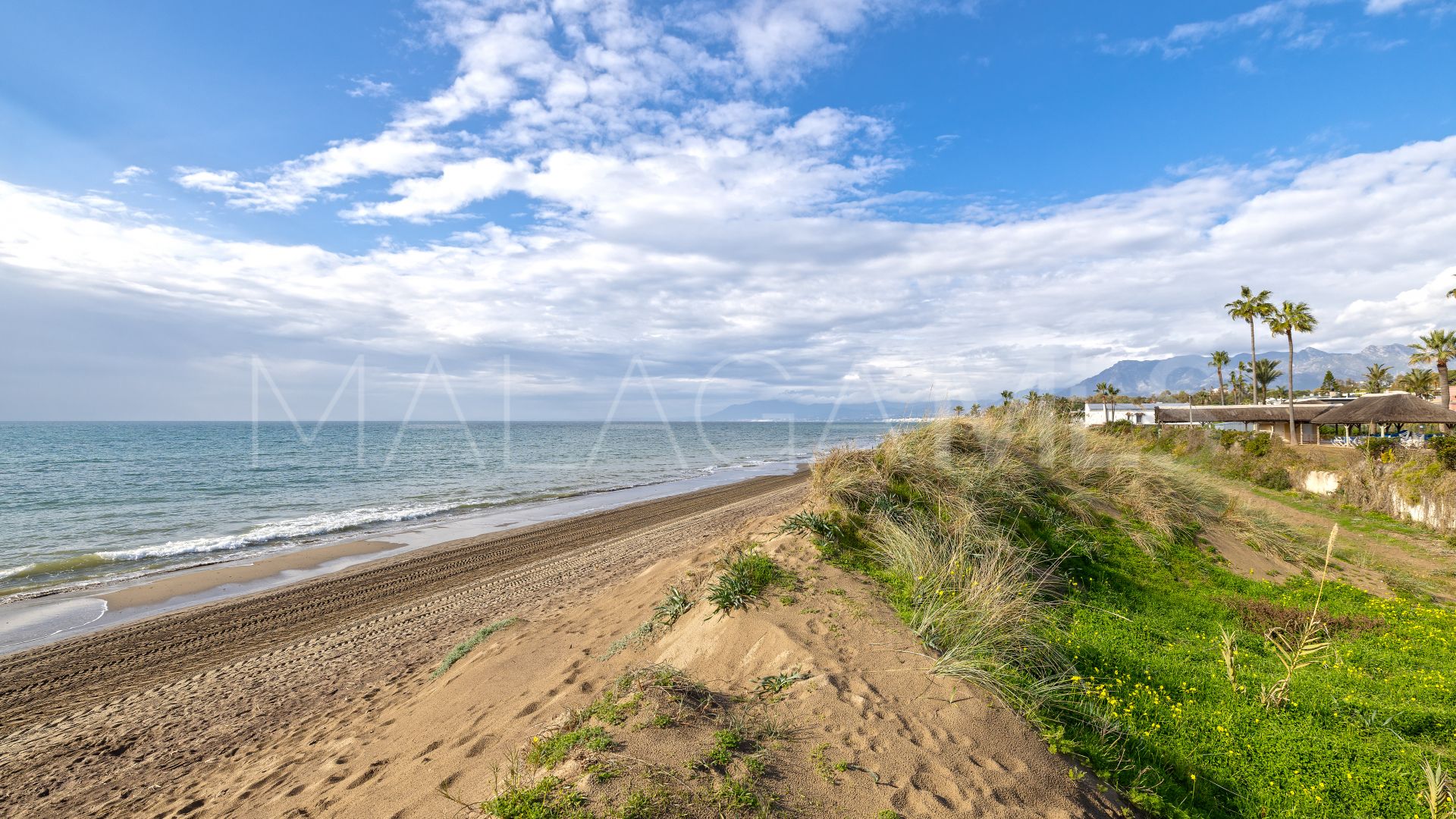 2 bedrooms ground floor apartment for sale in White Pearl Beach