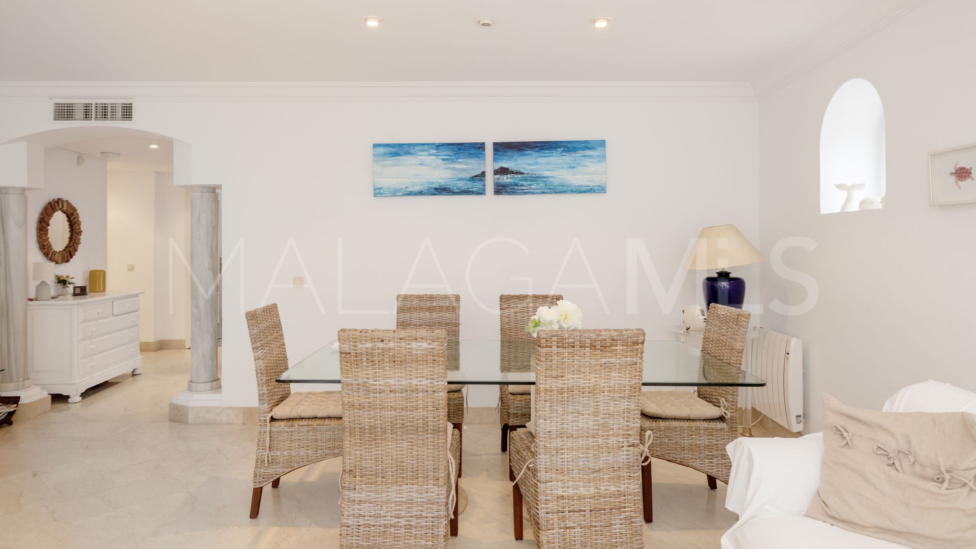 2 bedrooms ground floor apartment for sale in White Pearl Beach