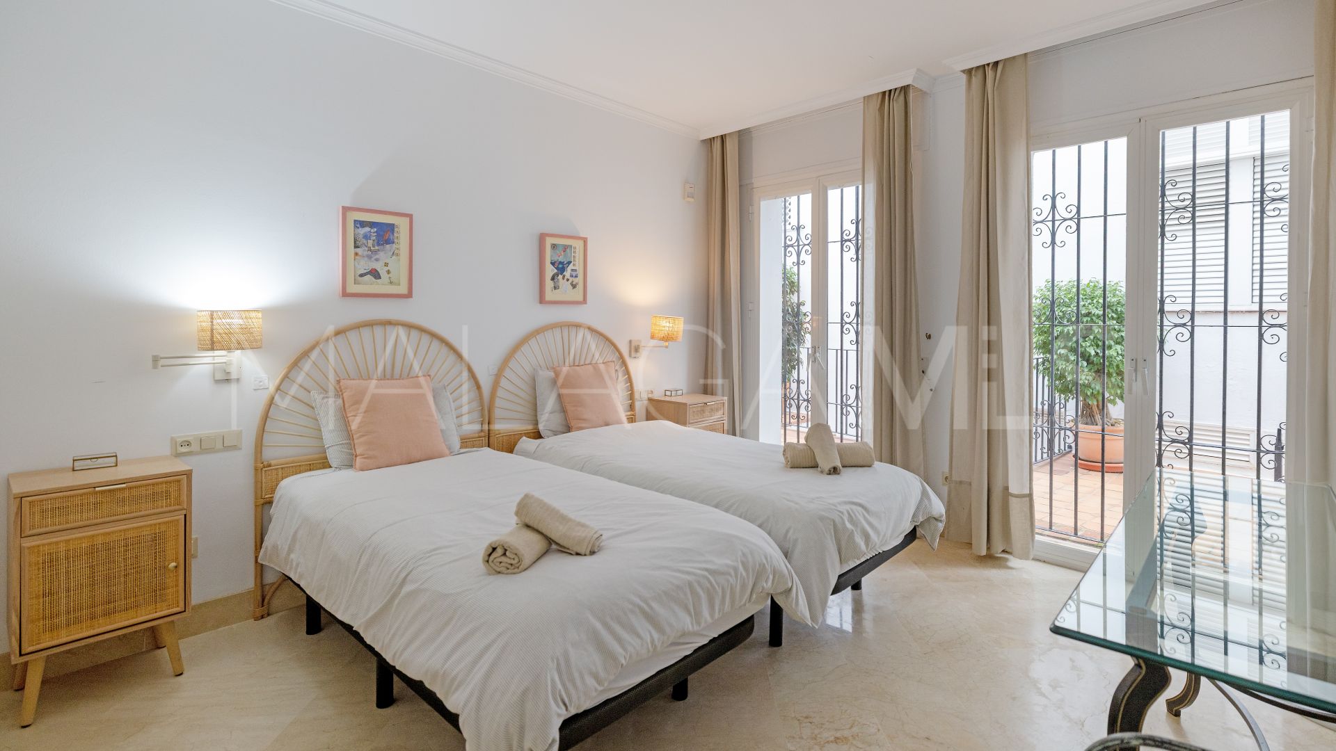 2 bedrooms ground floor apartment for sale in White Pearl Beach