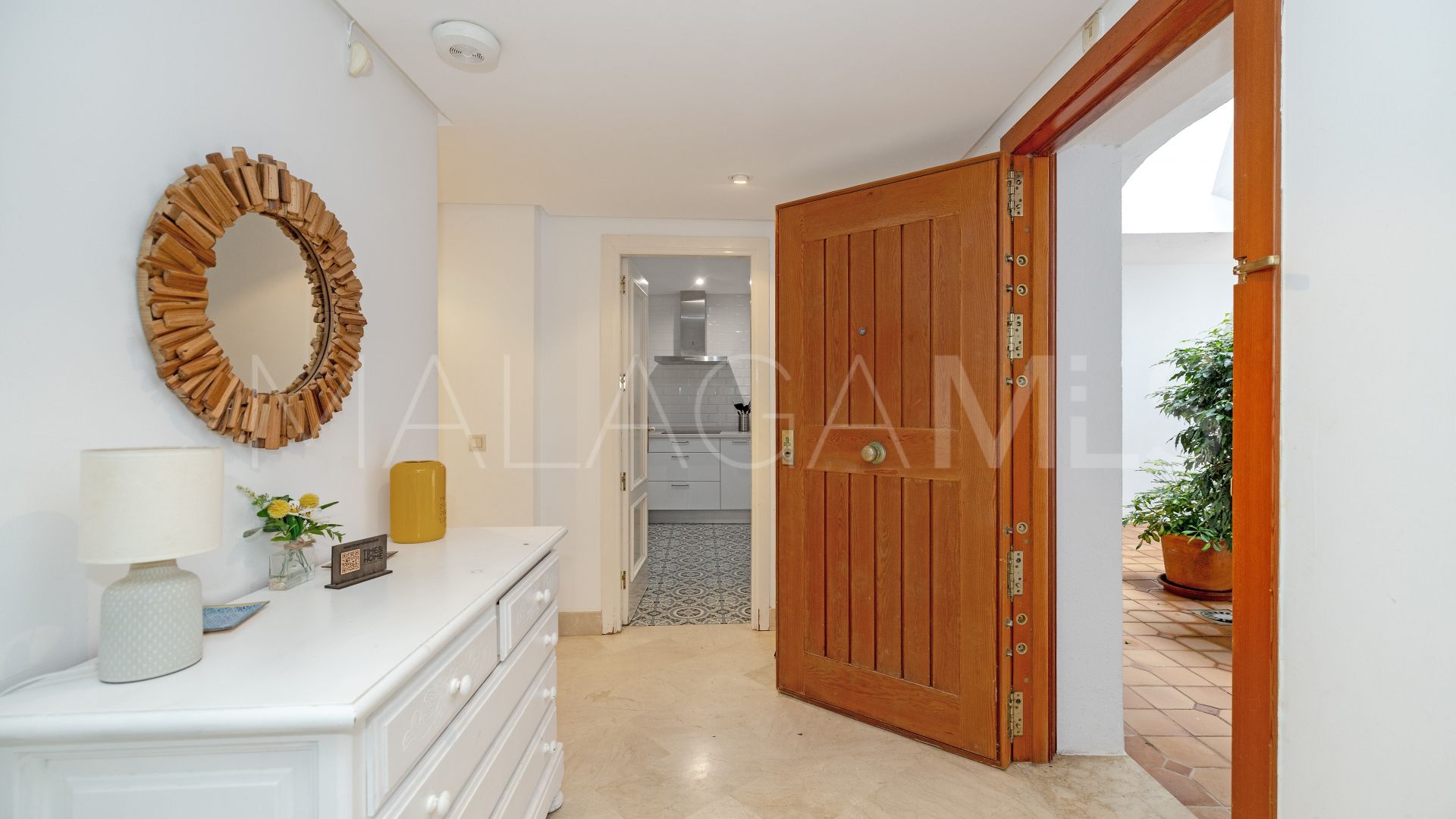 2 bedrooms ground floor apartment for sale in White Pearl Beach