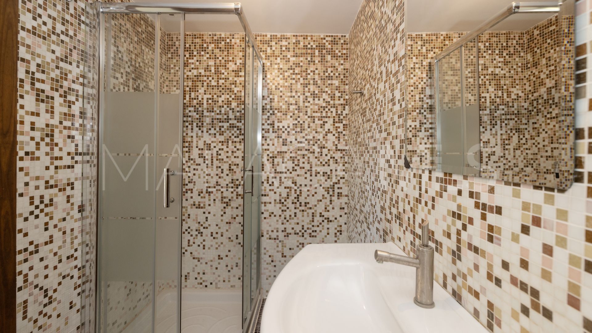 Villa for sale in Hacienda las Chapas