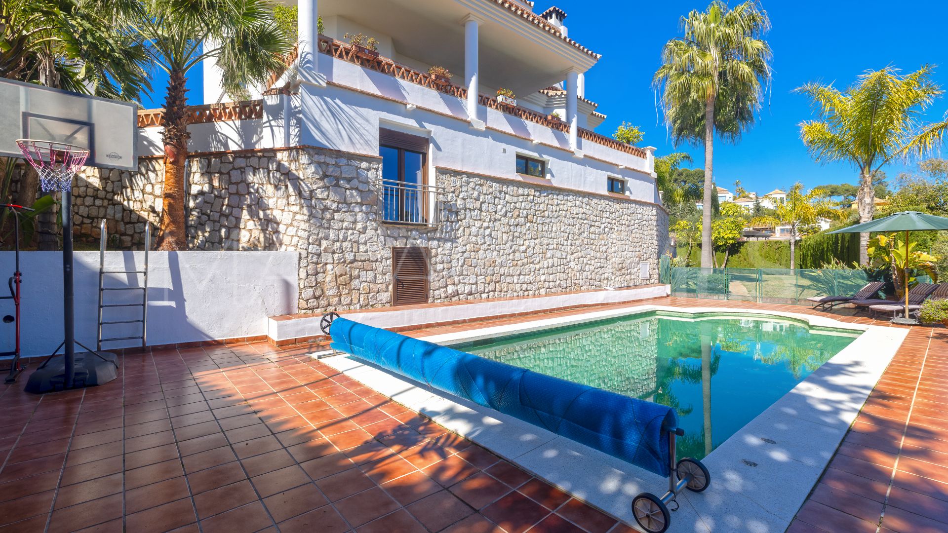 Villa for sale in Hacienda las Chapas