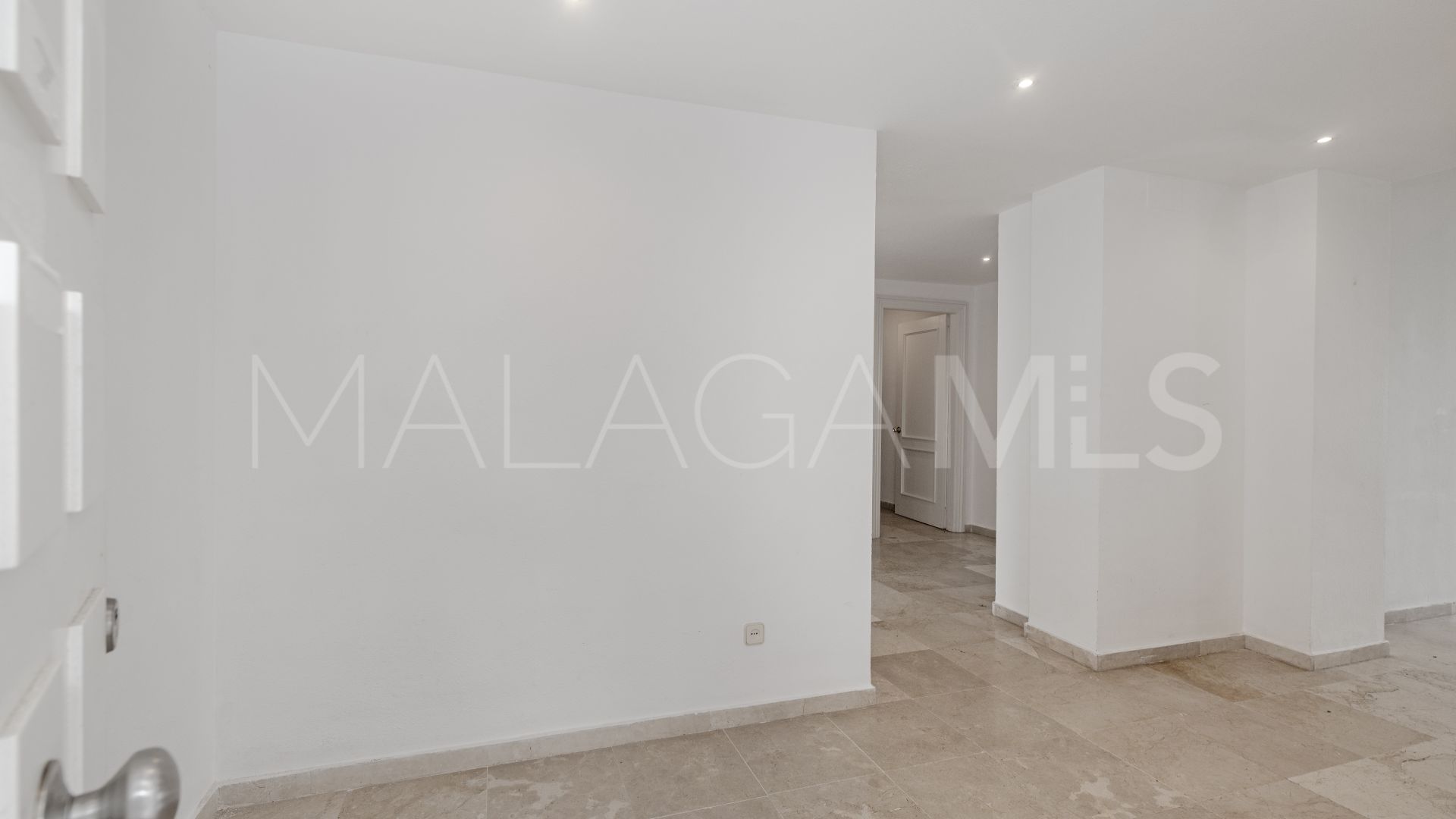 Se vende apartamento with 3 bedrooms in Jardines de las Golondrinas