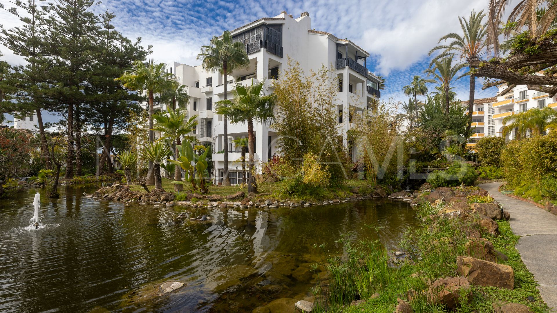 Se vende apartamento with 3 bedrooms in Jardines de las Golondrinas