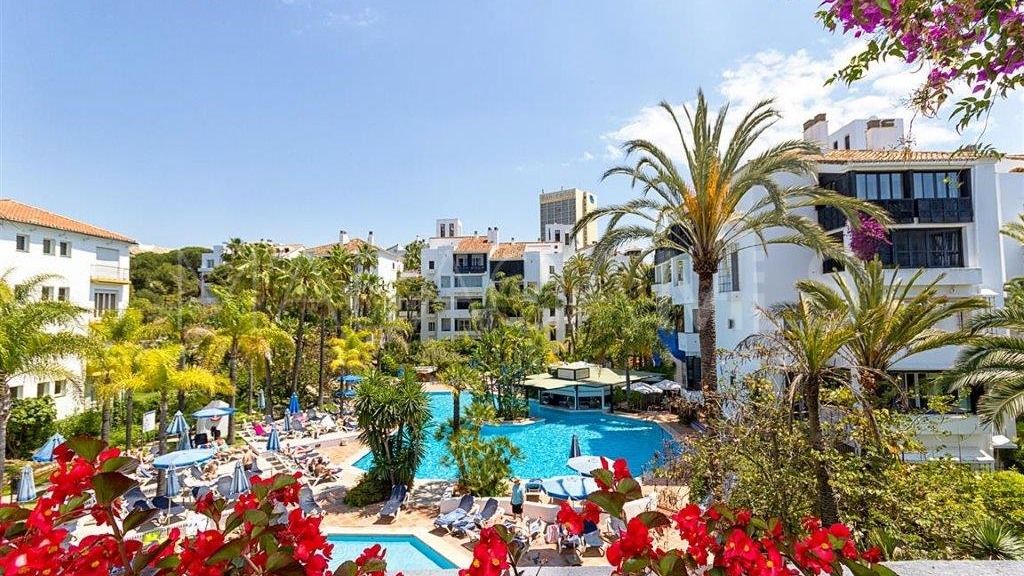 Se vende apartamento with 3 bedrooms in Jardines de las Golondrinas