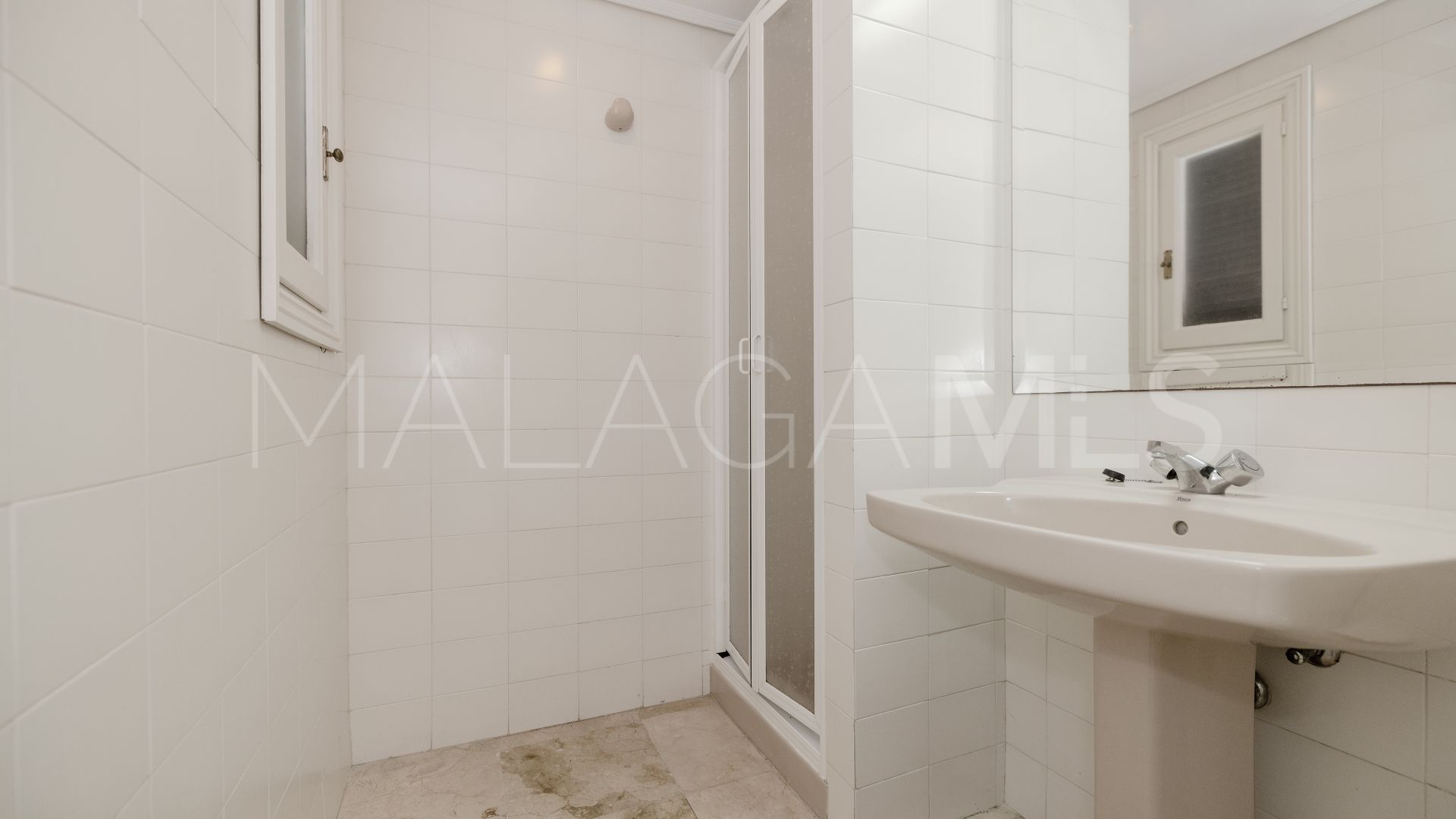 Se vende apartamento with 3 bedrooms in Jardines de las Golondrinas