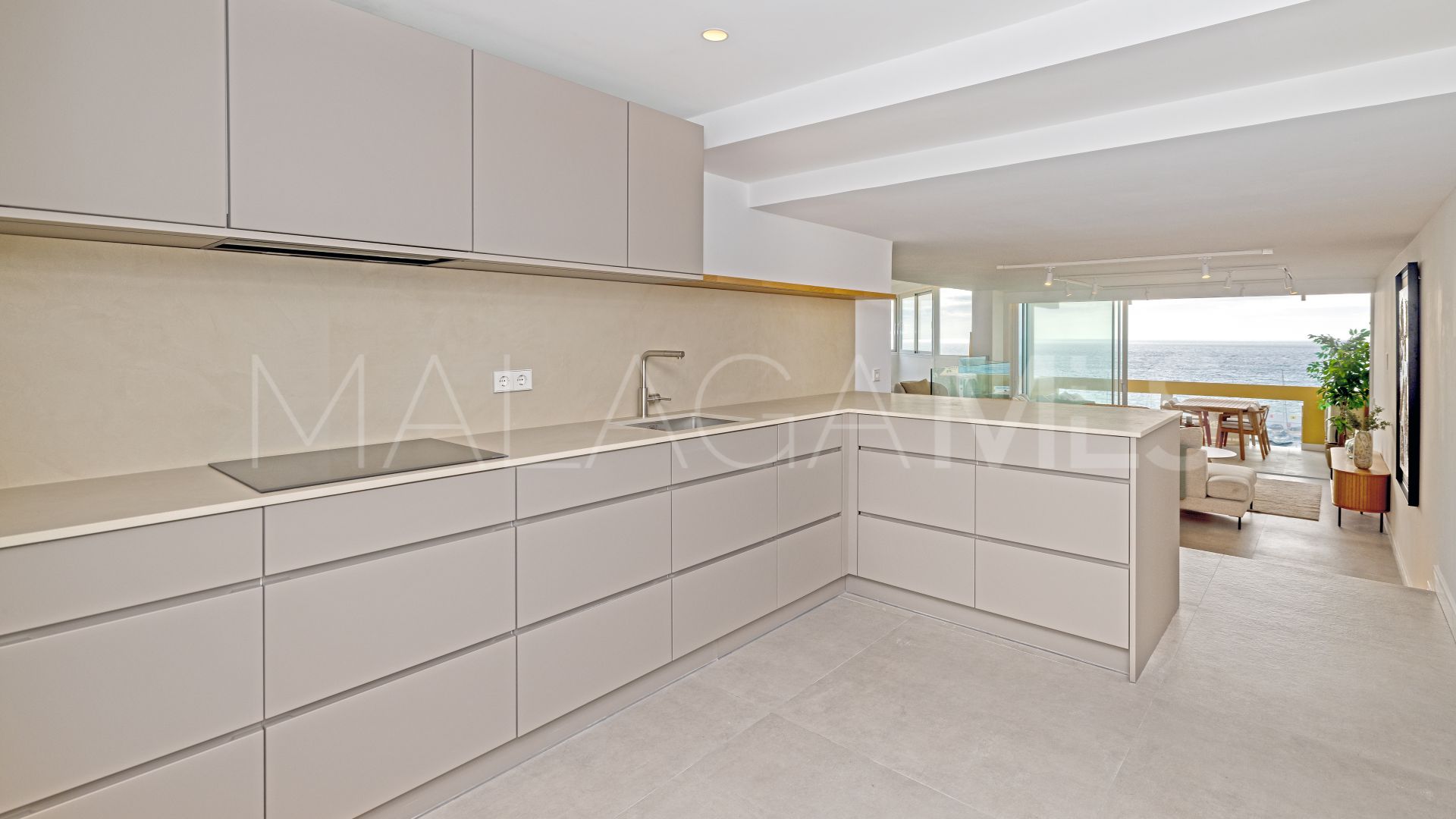 Appartement for sale in Playa Bajadilla - Puertos