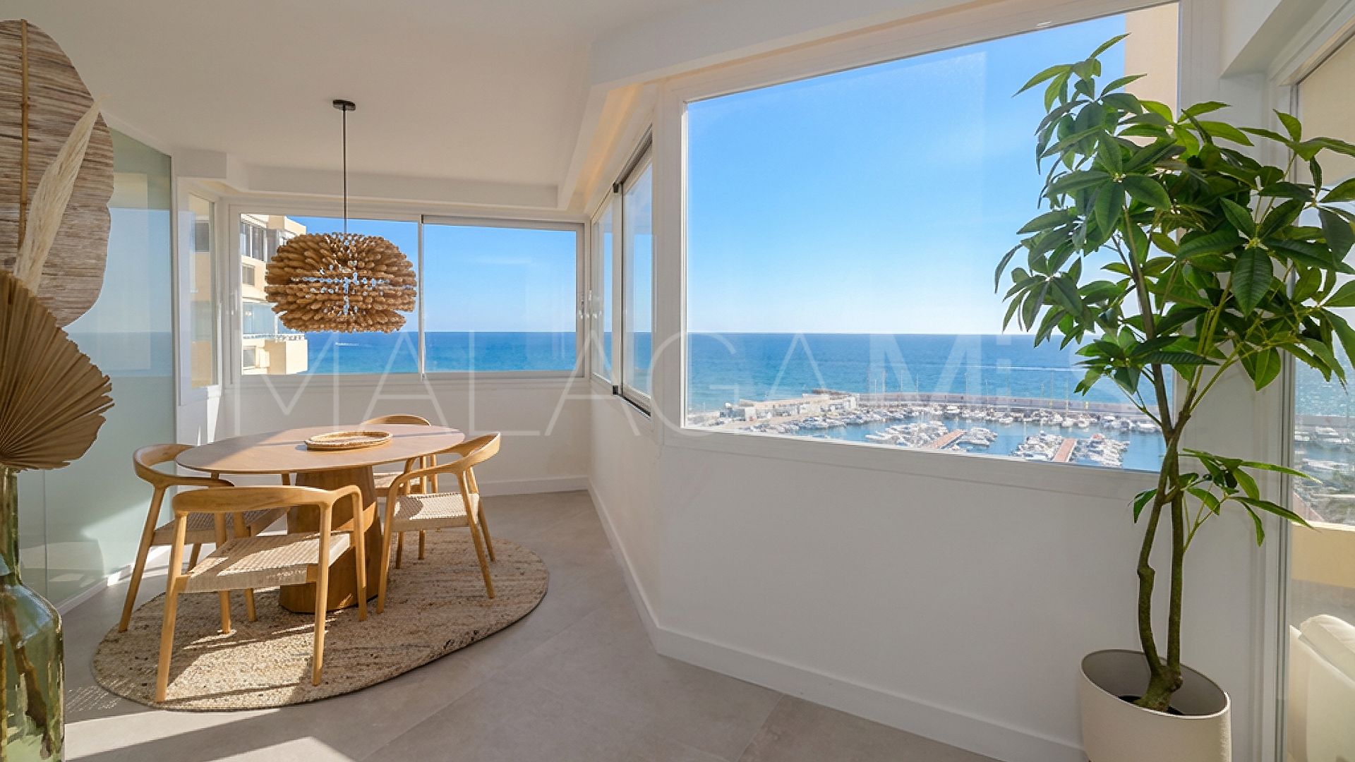 Appartement for sale in Playa Bajadilla - Puertos