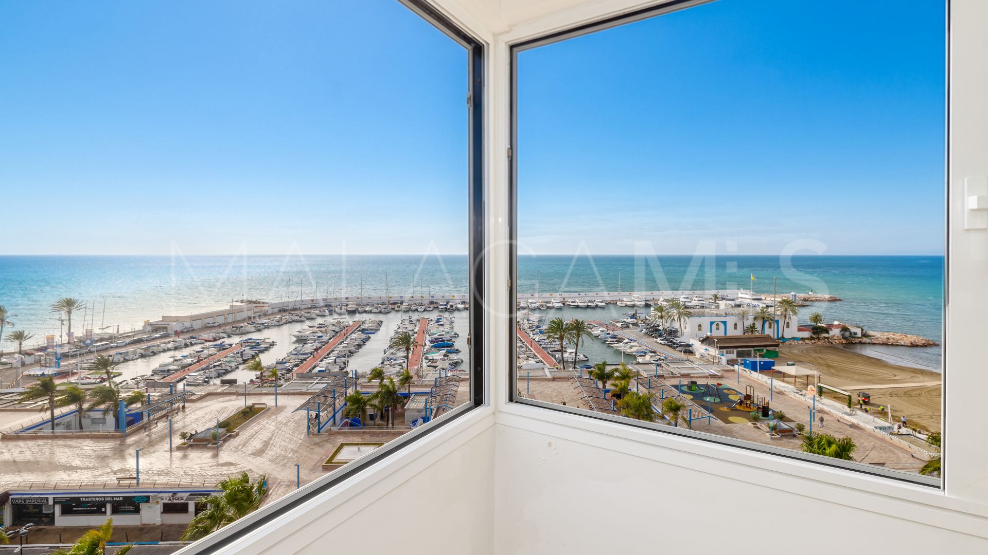 Appartement for sale in Playa Bajadilla - Puertos