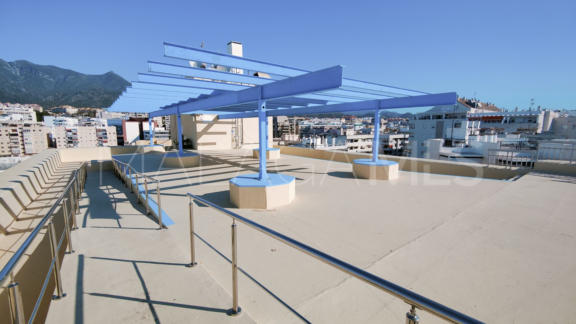 Appartement for sale in Playa Bajadilla - Puertos