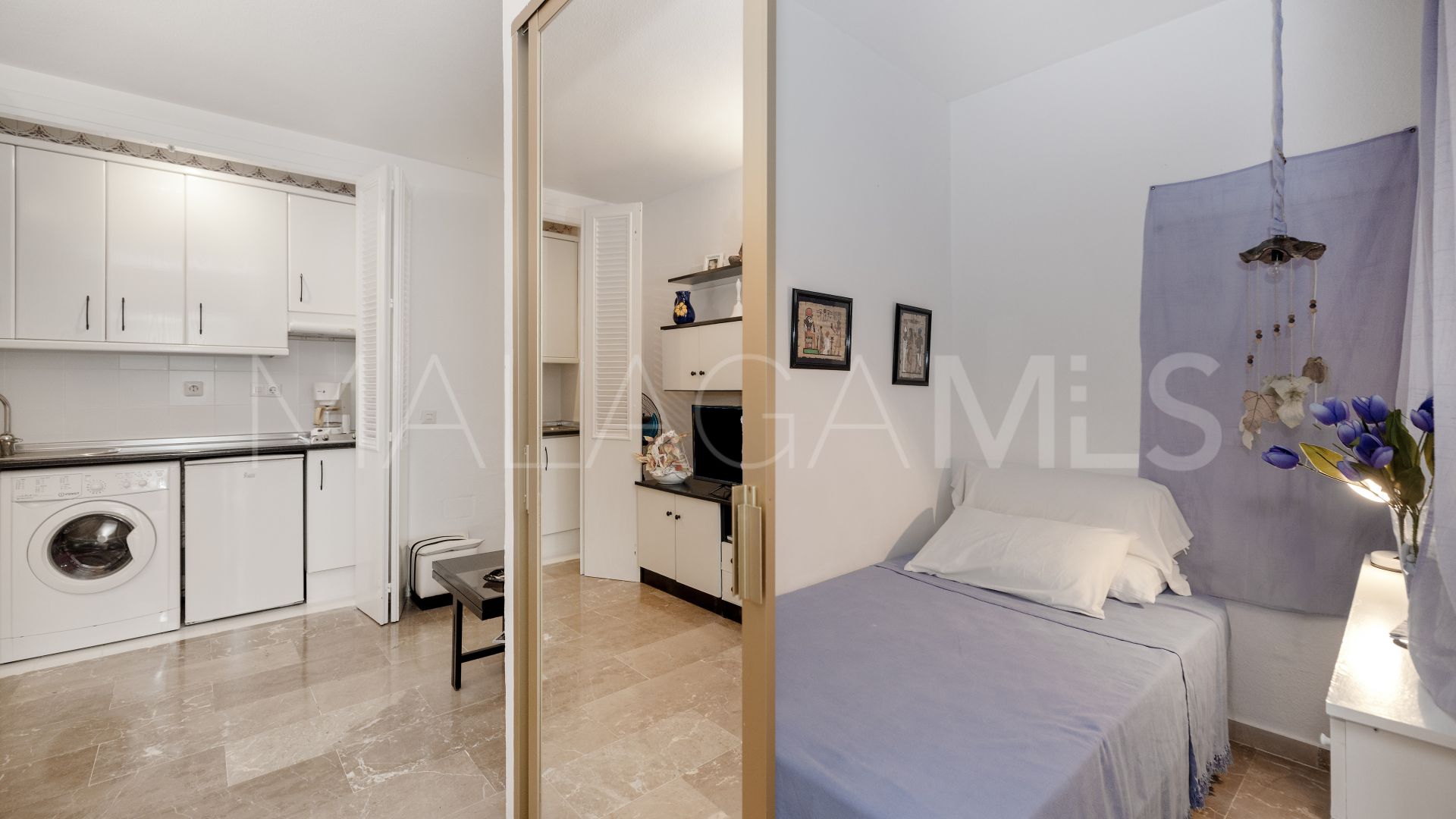 For sale Playa de la Fontanilla studio with 1 bedroom