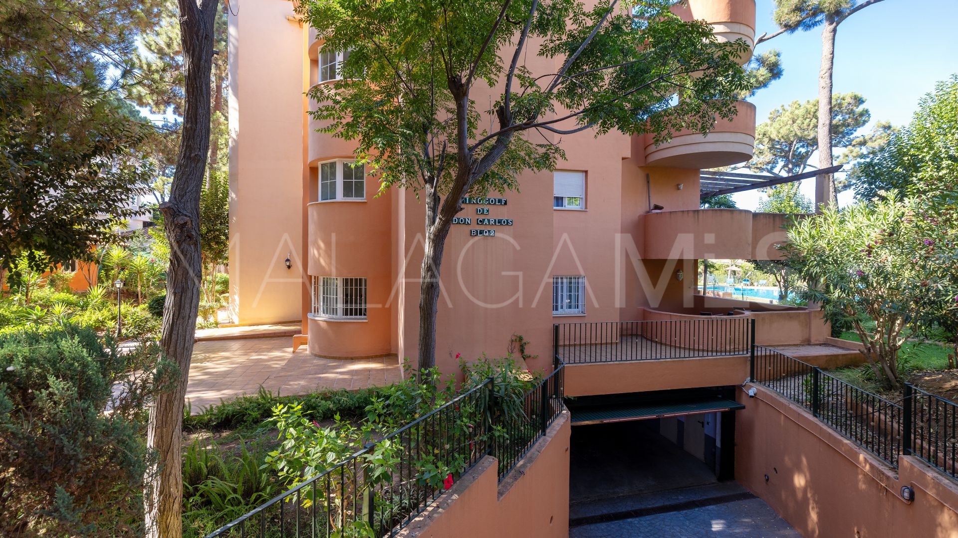Takvåning for sale in Elviria