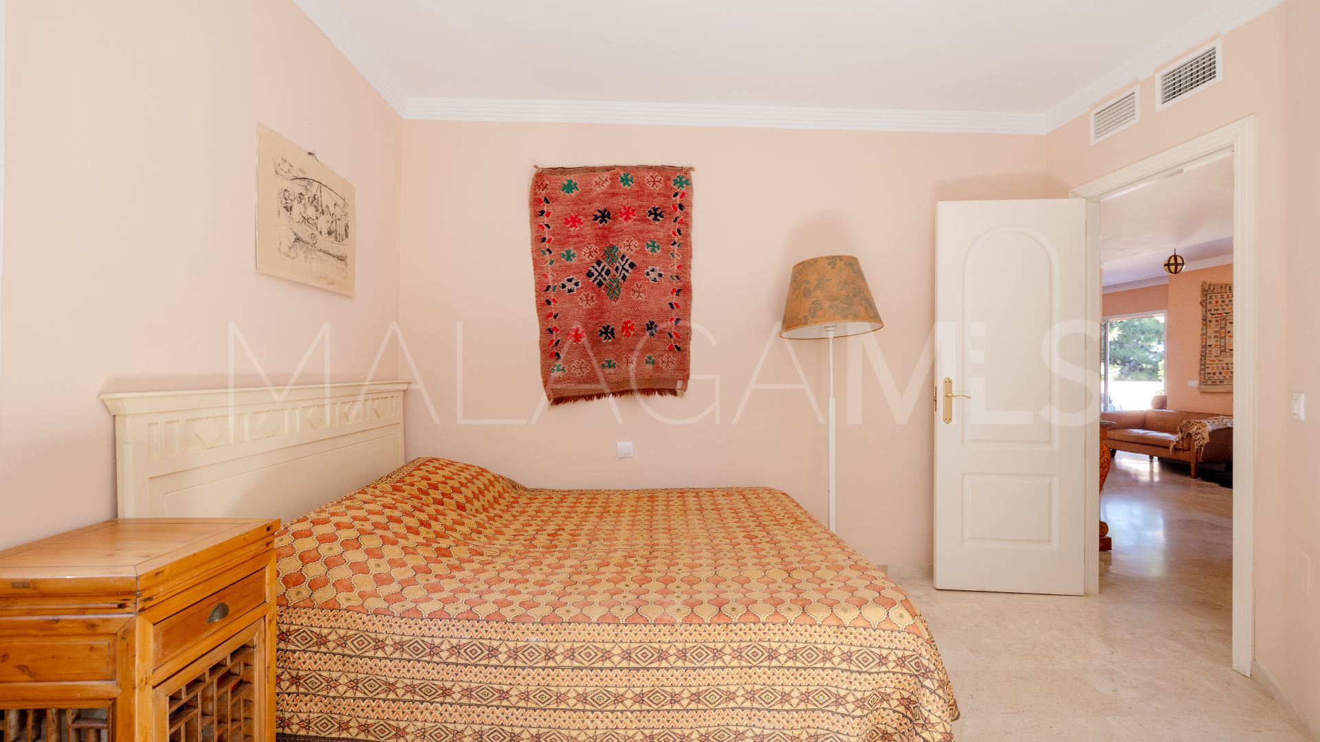 Takvåning for sale in Elviria