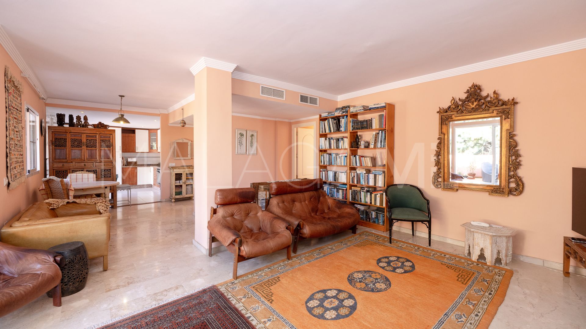 Takvåning for sale in Elviria