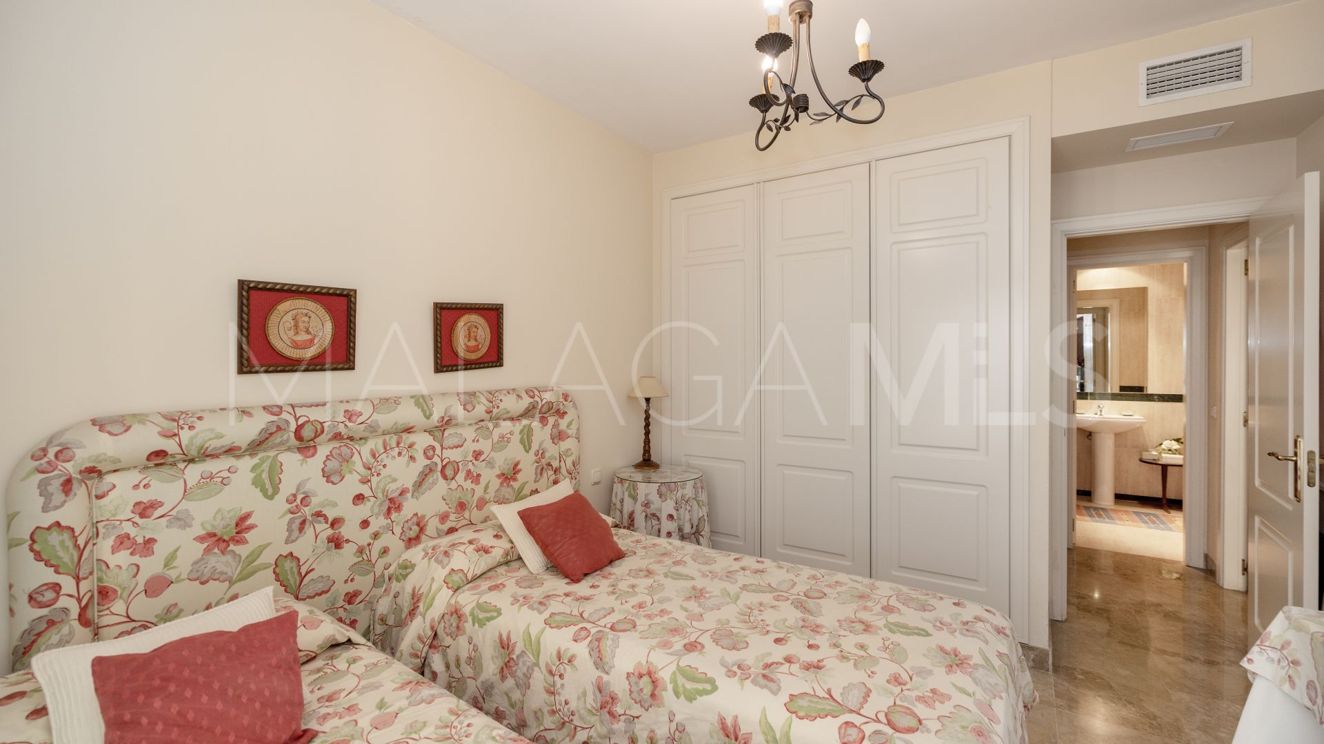 Lägenhet for sale in Marbella City
