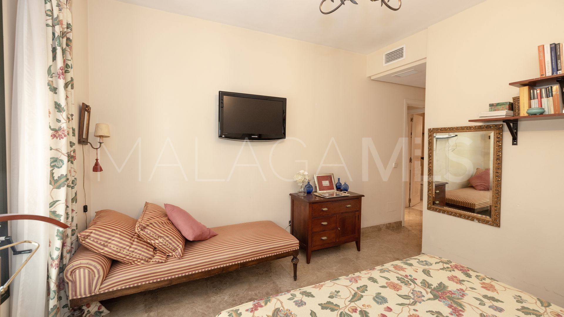 Lägenhet for sale in Marbella City